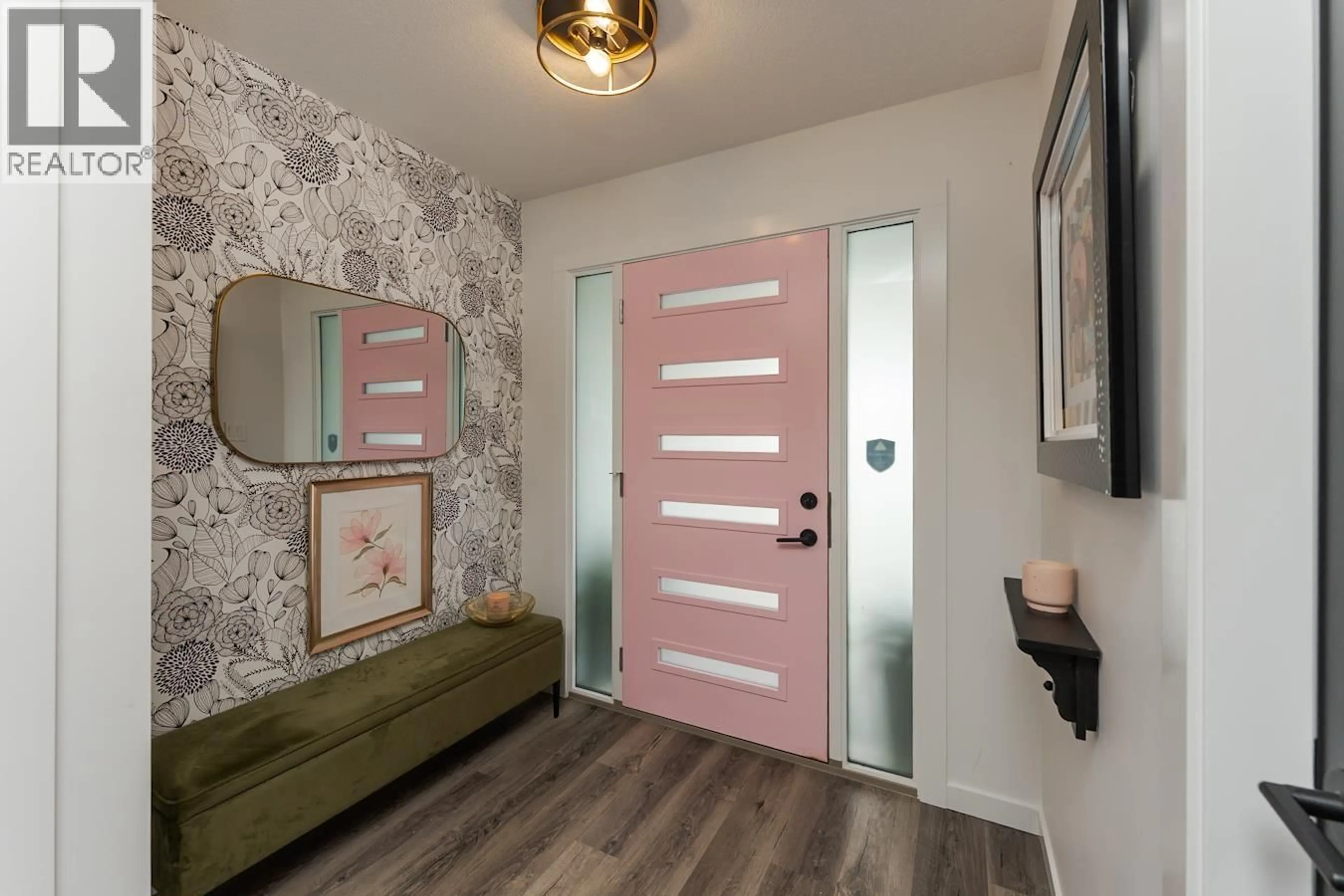 Indoor entryway for 5380 VENTA DRIVE, Prince George British Columbia V2K0B6