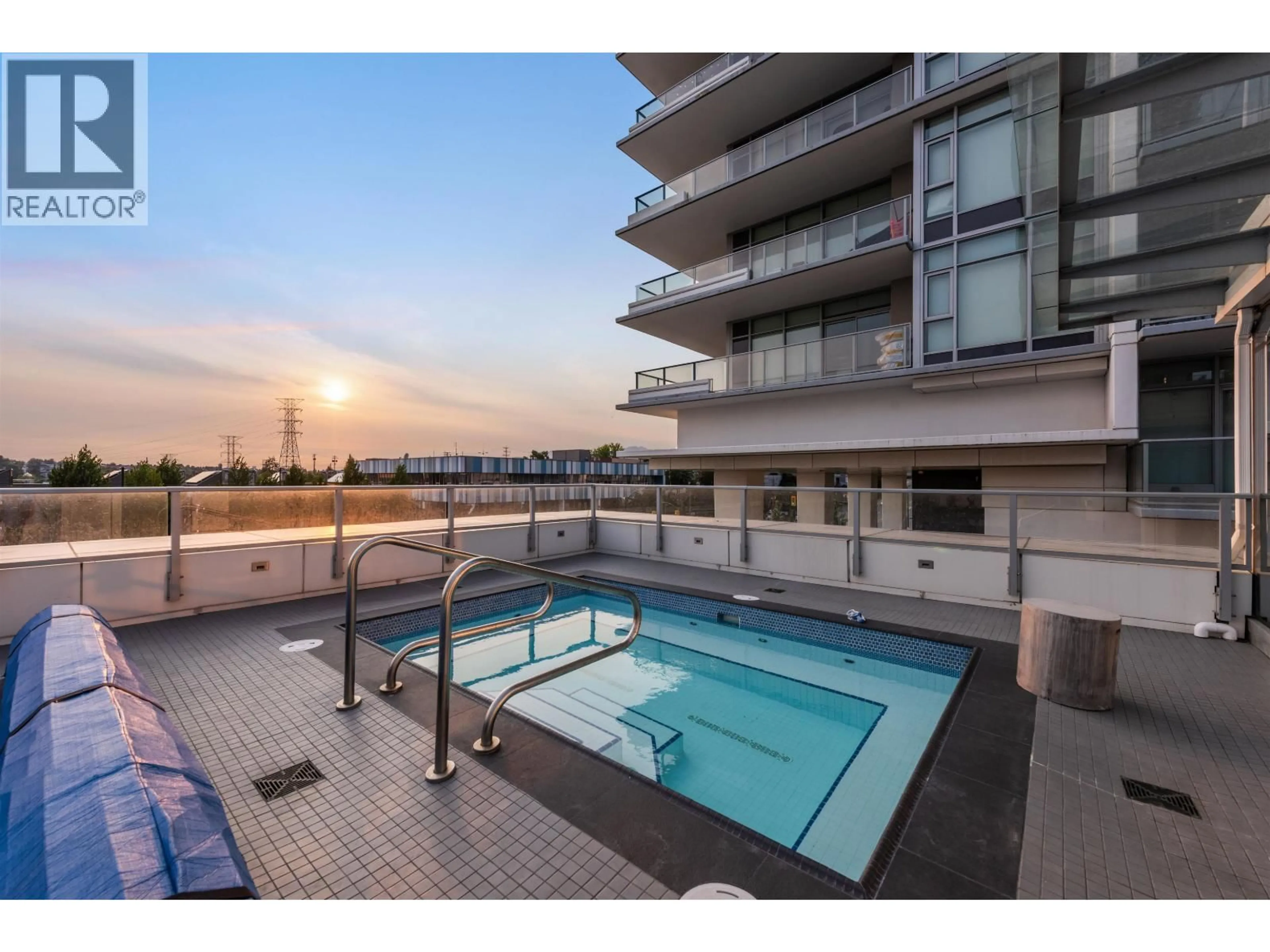 Pool for 2203 - 1888 GILMORE AVENUE, Burnaby British Columbia V5C0L2