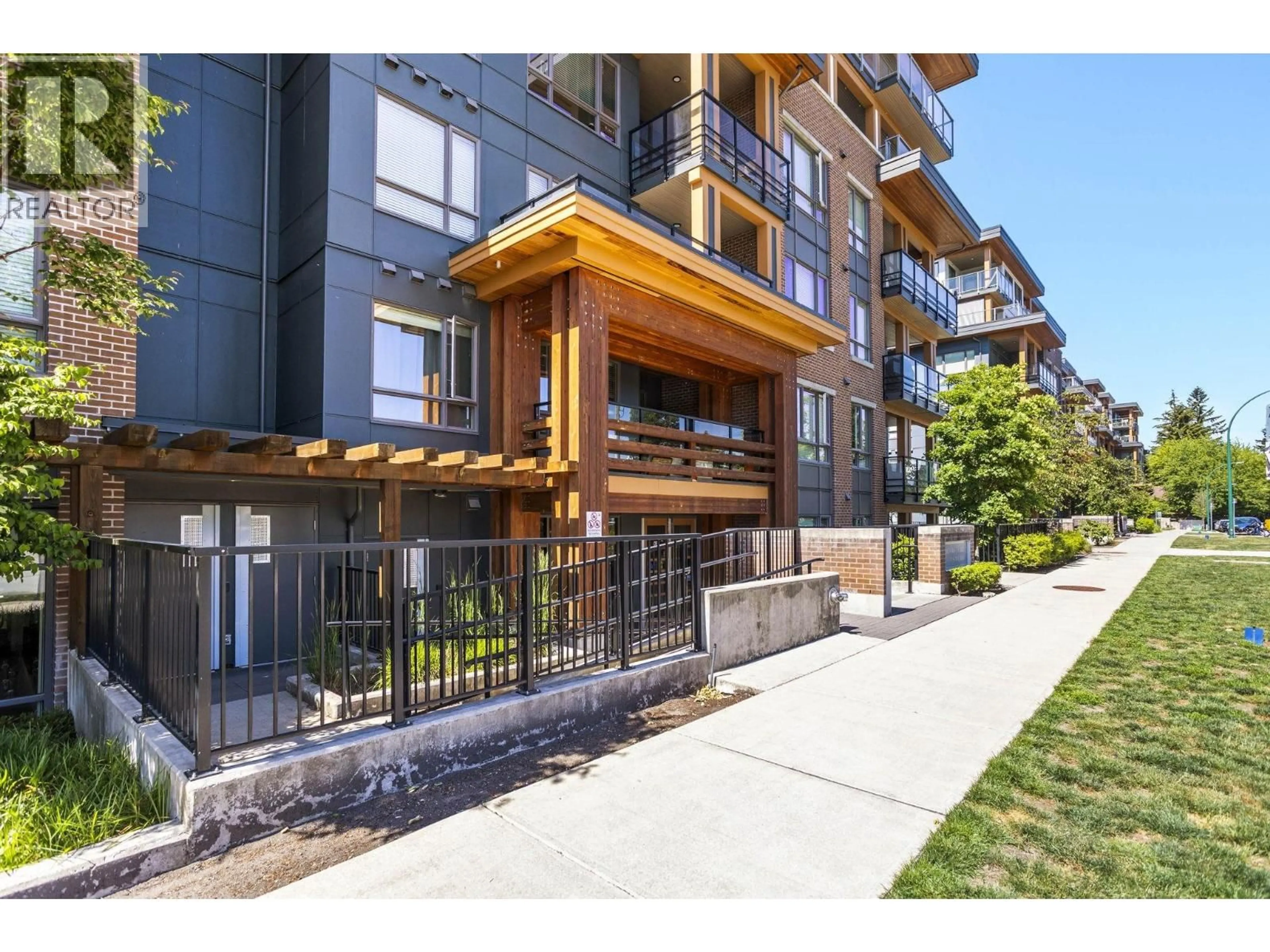 Patio, unknown for 613 - 721 ANSKAR COURT, Coquitlam British Columbia V3J0L4