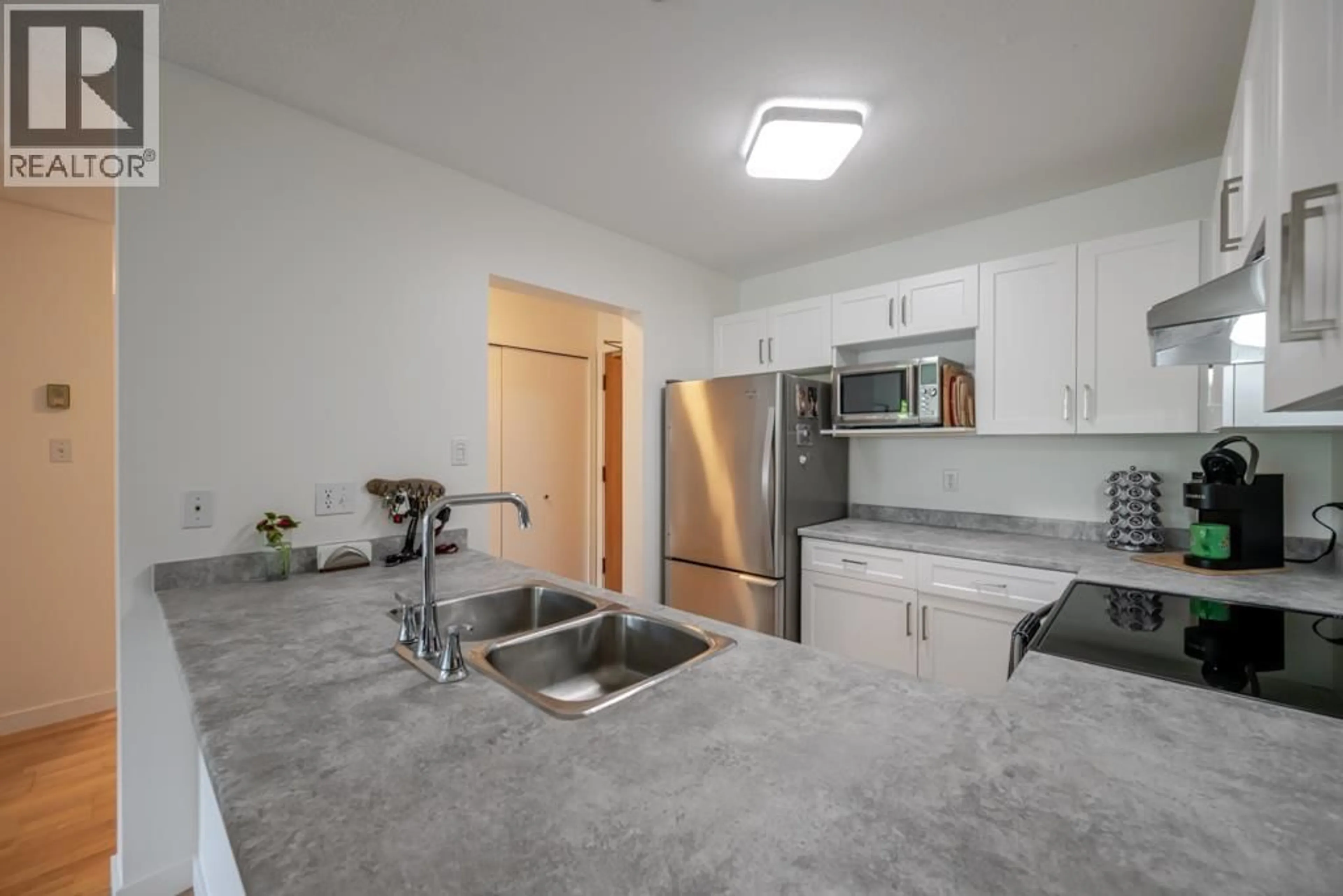 Unknown for 416 - 1220 LASALLE PLACE, Coquitlam British Columbia V3B7L6