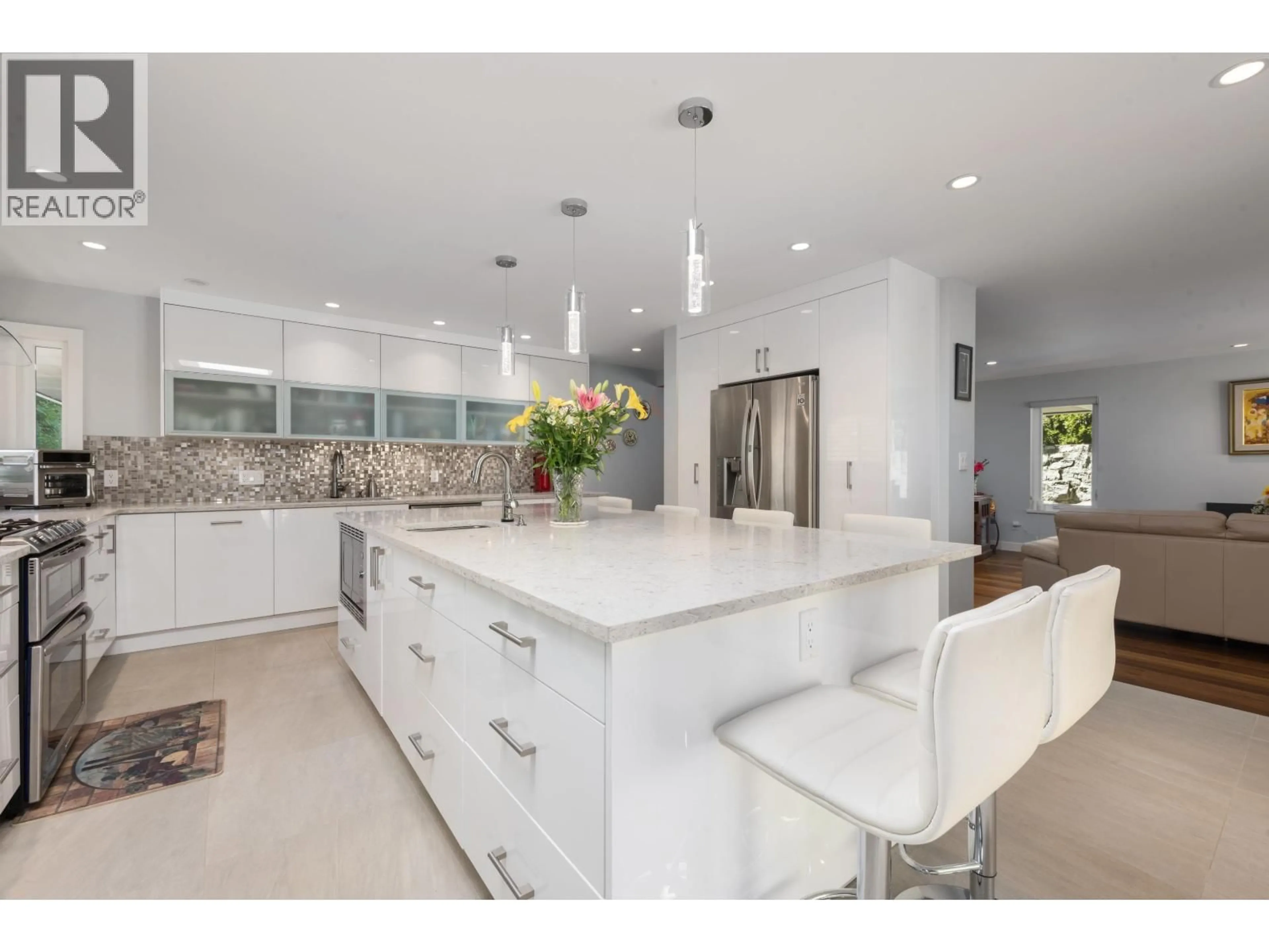 Contemporary kitchen, ceramic/tile floor for 772 REGAL CRESCENT, North Vancouver British Columbia V7K2X8