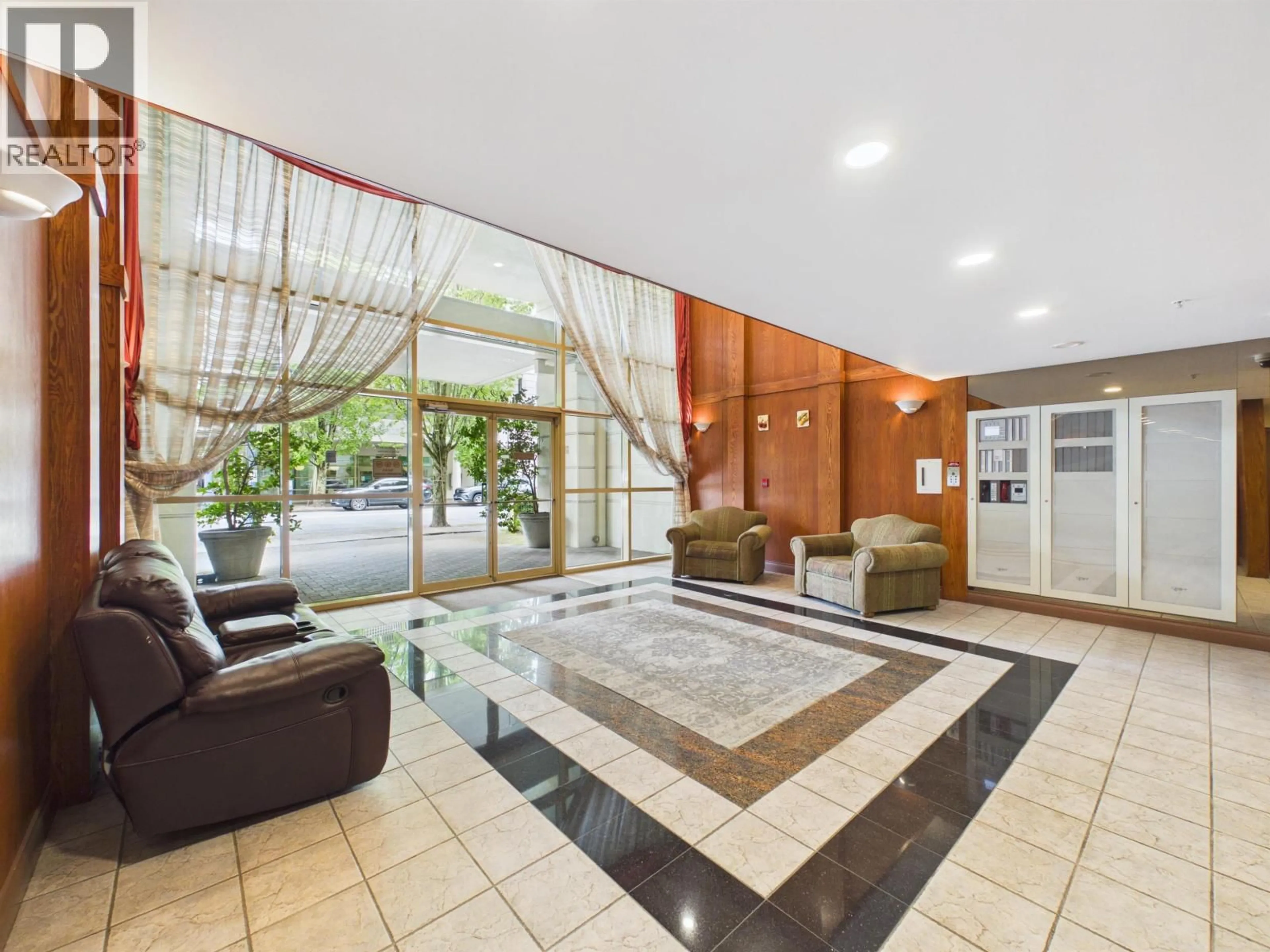 Lobby for 1602 - 8238 SABA ROAD, Richmond British Columbia V6Y4C7