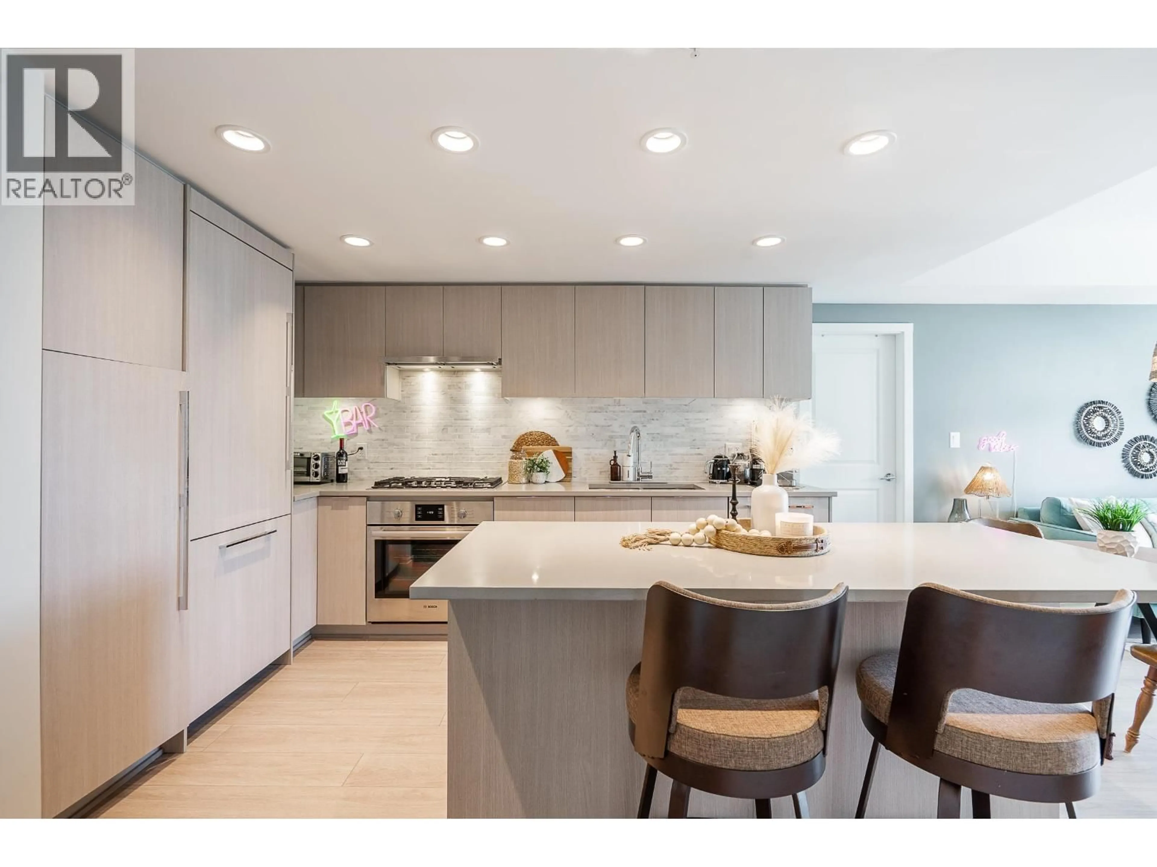 Contemporary kitchen, unknown for 1104 - 1182 WESTWOOD STREET, Coquitlam British Columbia V3B0T9