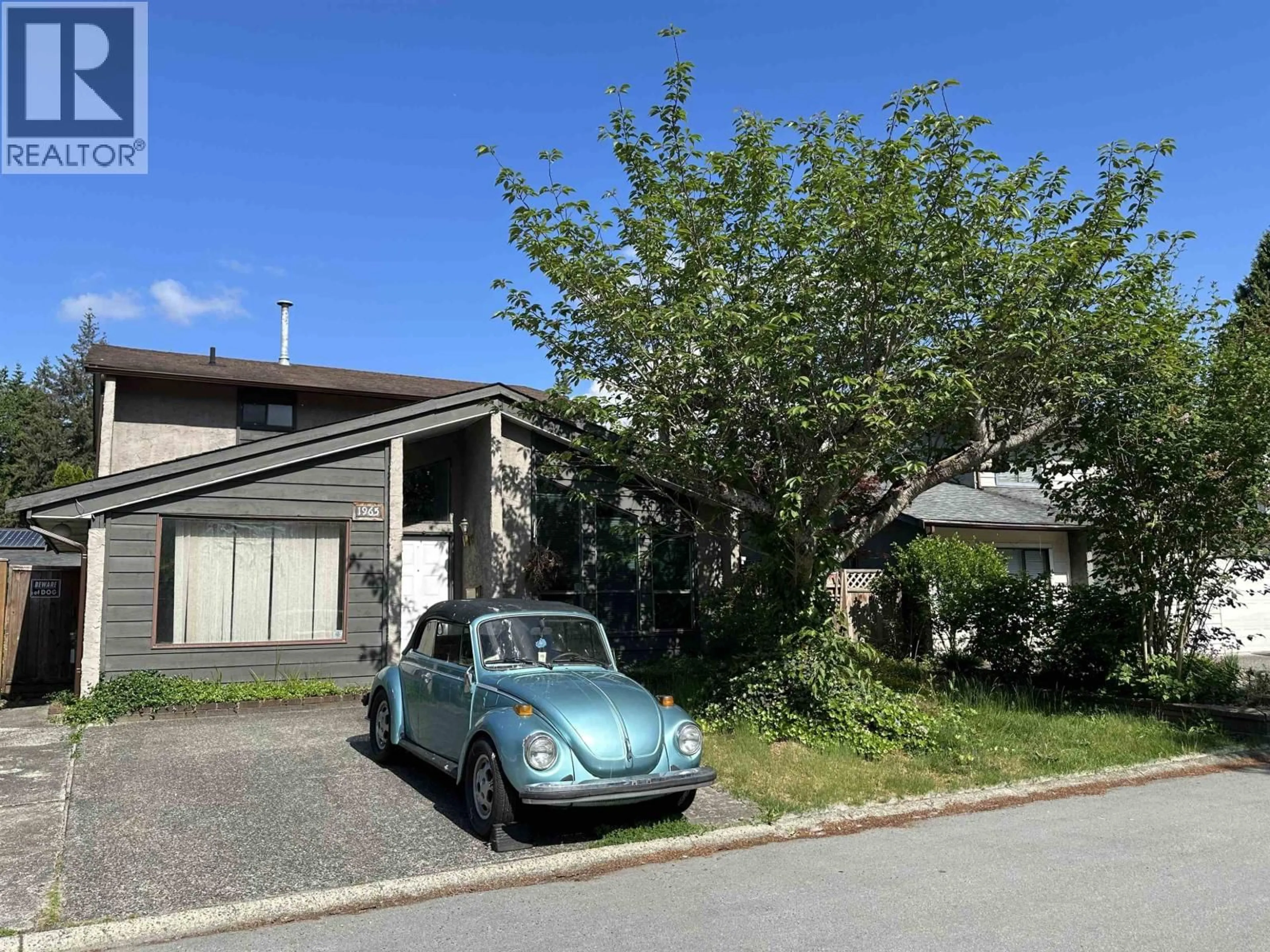 Indoor garage for 1965 FLYNN CRESCENT, Coquitlam British Columbia V3E1W6