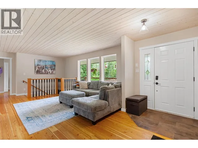 9490 EDNA ROAD, Prince George 3