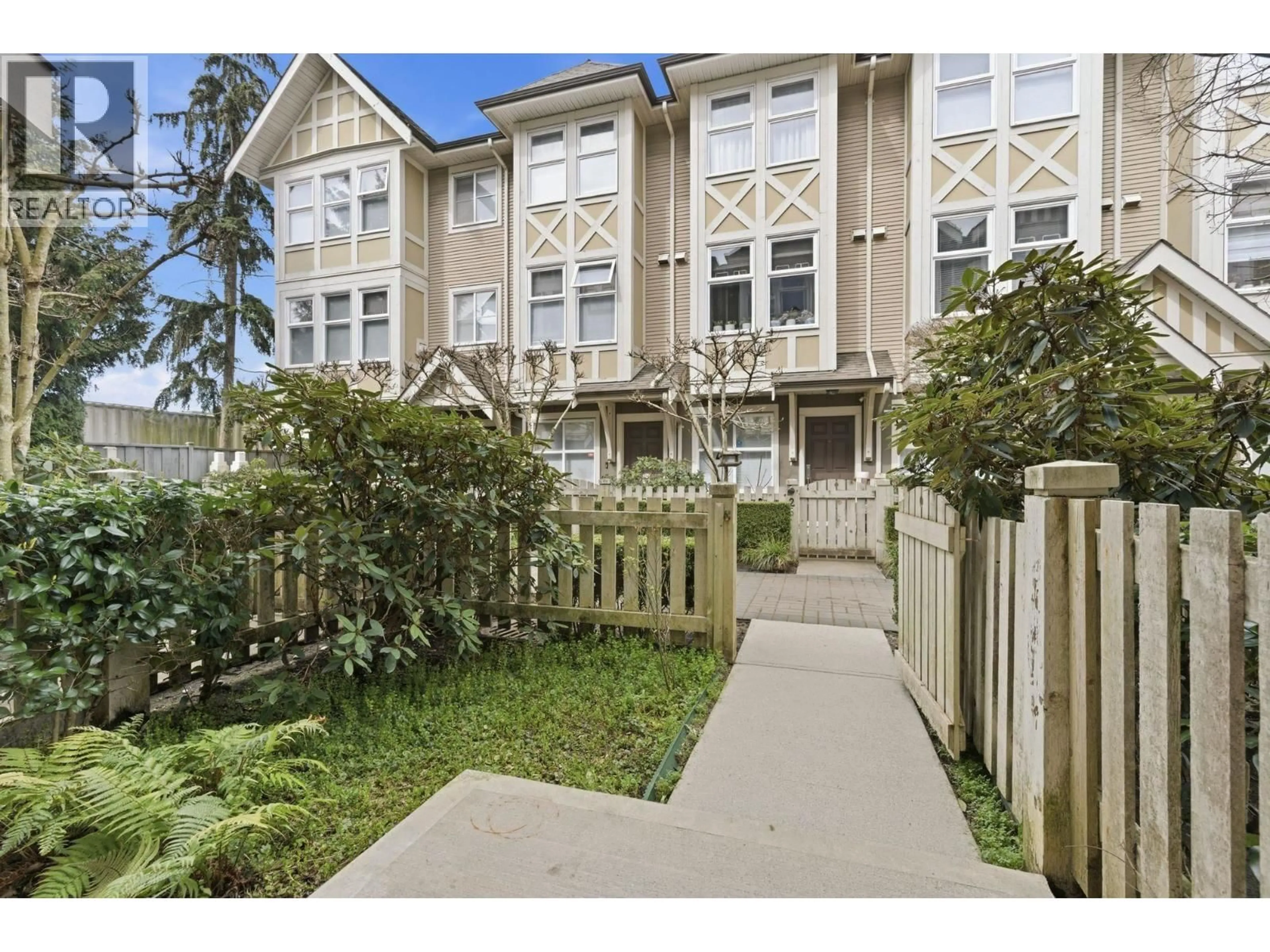 A pic from outside/outdoor area/front of a property/back of a property/a pic from drone, street for 13 - 9333 FERNDALE ROAD, Richmond British Columbia V6Y1X4