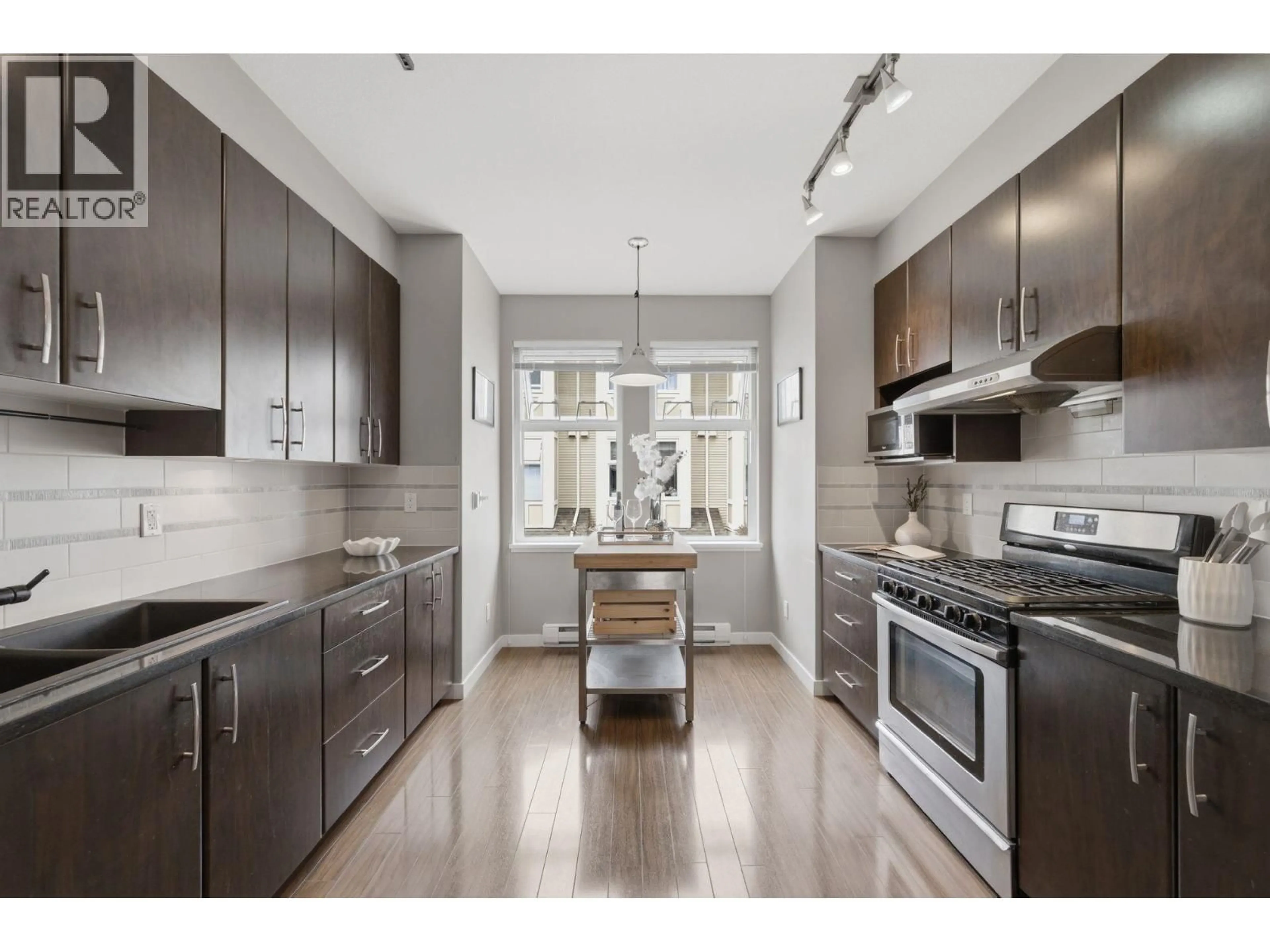 Open concept kitchen, unknown for 13 - 9333 FERNDALE ROAD, Richmond British Columbia V6Y1X4