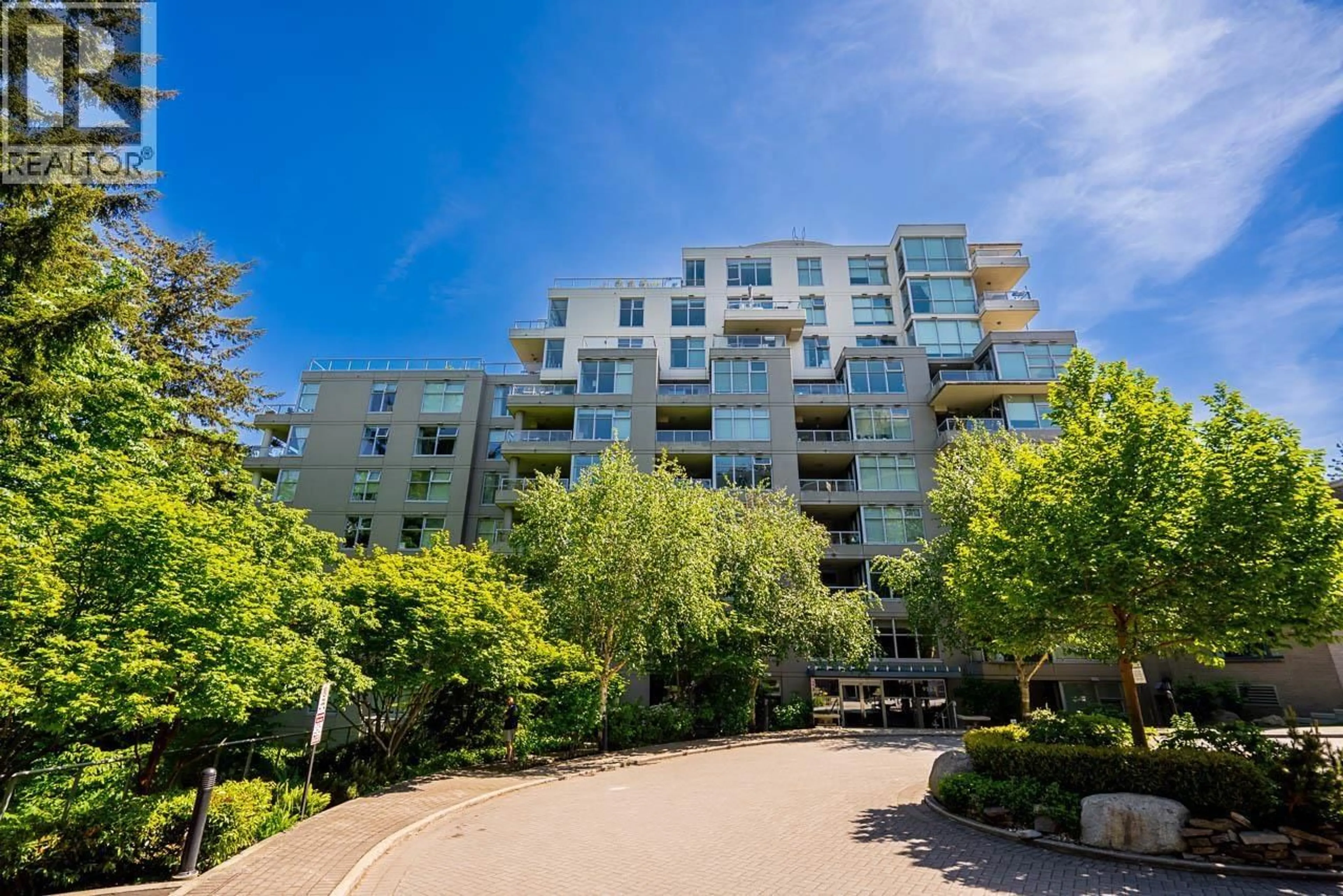 A pic from outside/outdoor area/front of a property/back of a property/a pic from drone, unknown for 204 - 9262 UNIVERSITY CRESCENT, Burnaby British Columbia V5A0A4