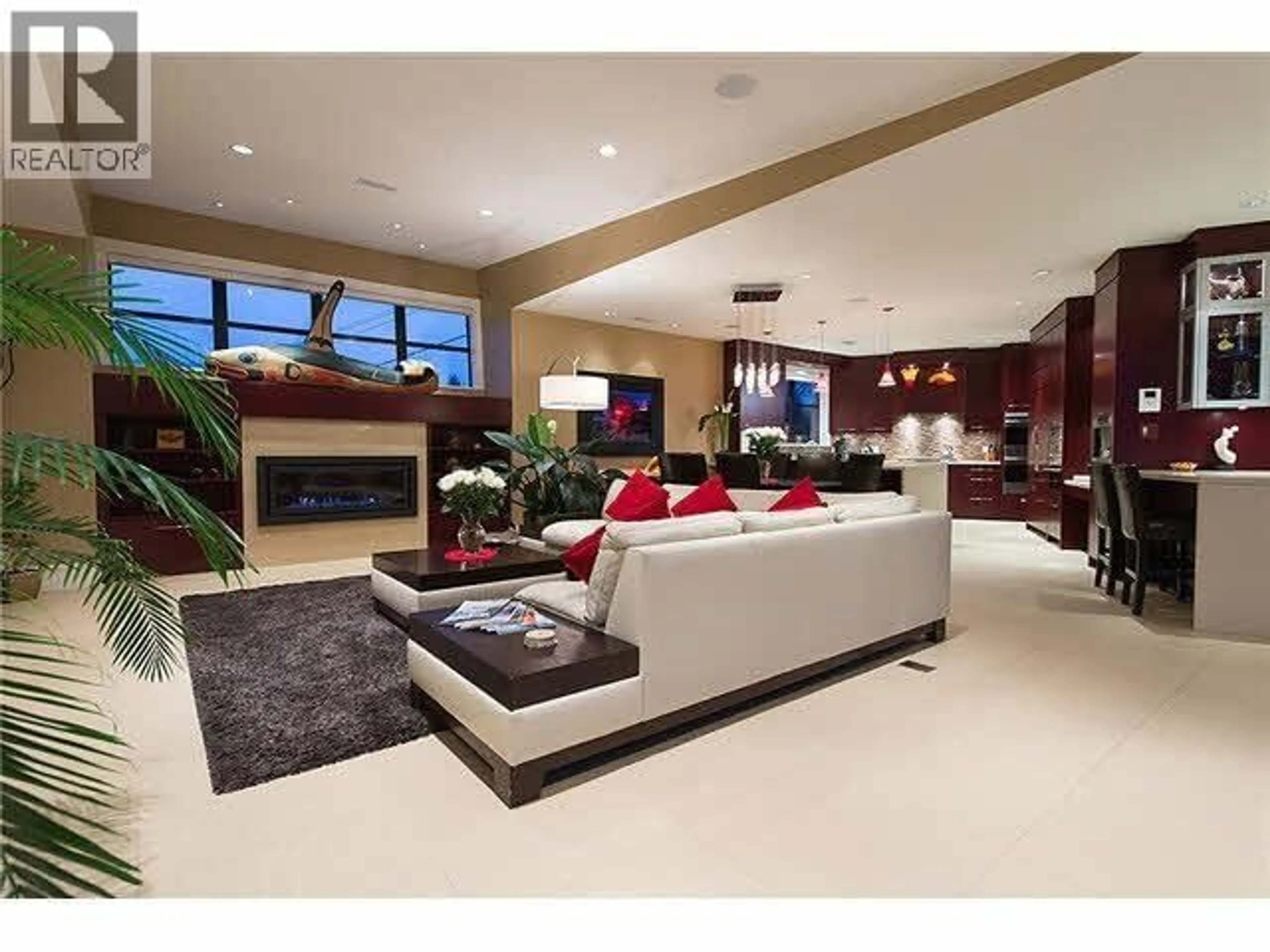Unknown for 944 BEACONSFIELD ROAD, North Vancouver British Columbia V7R1S9