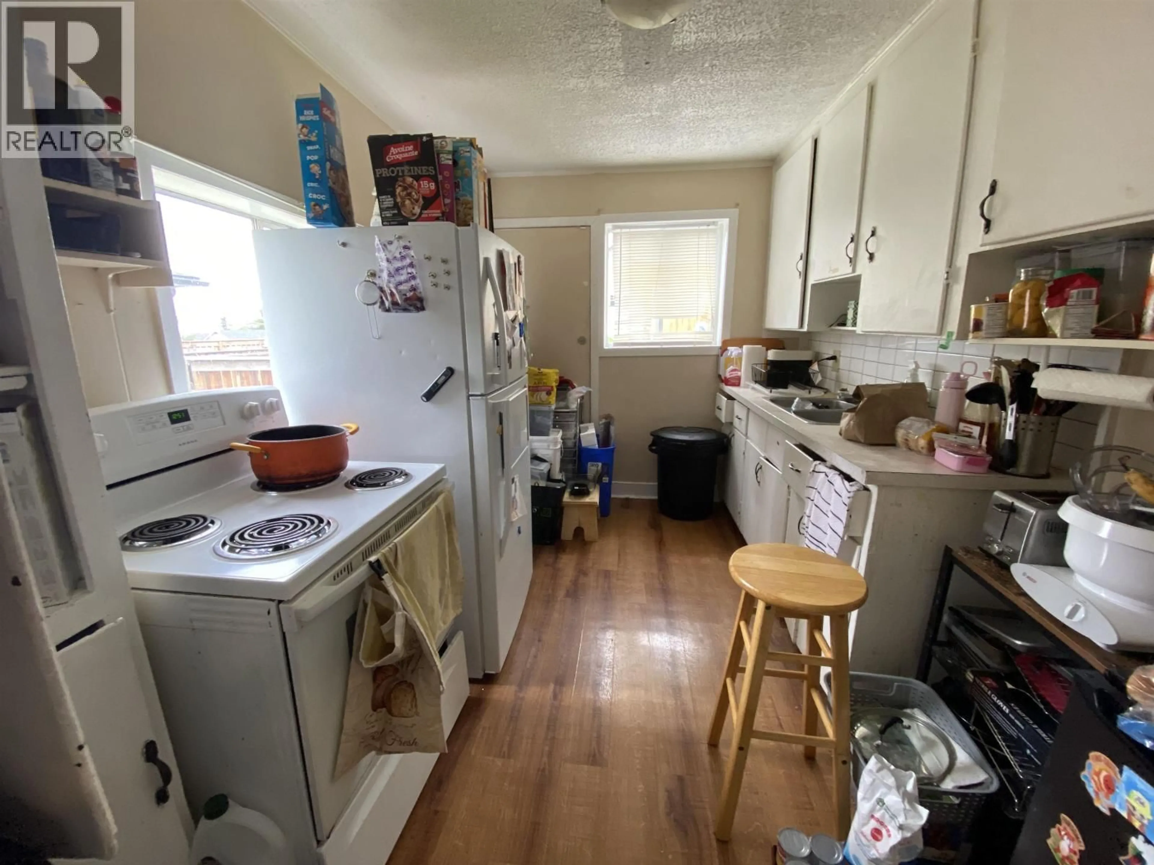 Standard kitchen, unknown for 233 5TH AVENUE, Prince Rupert British Columbia V8J1R6