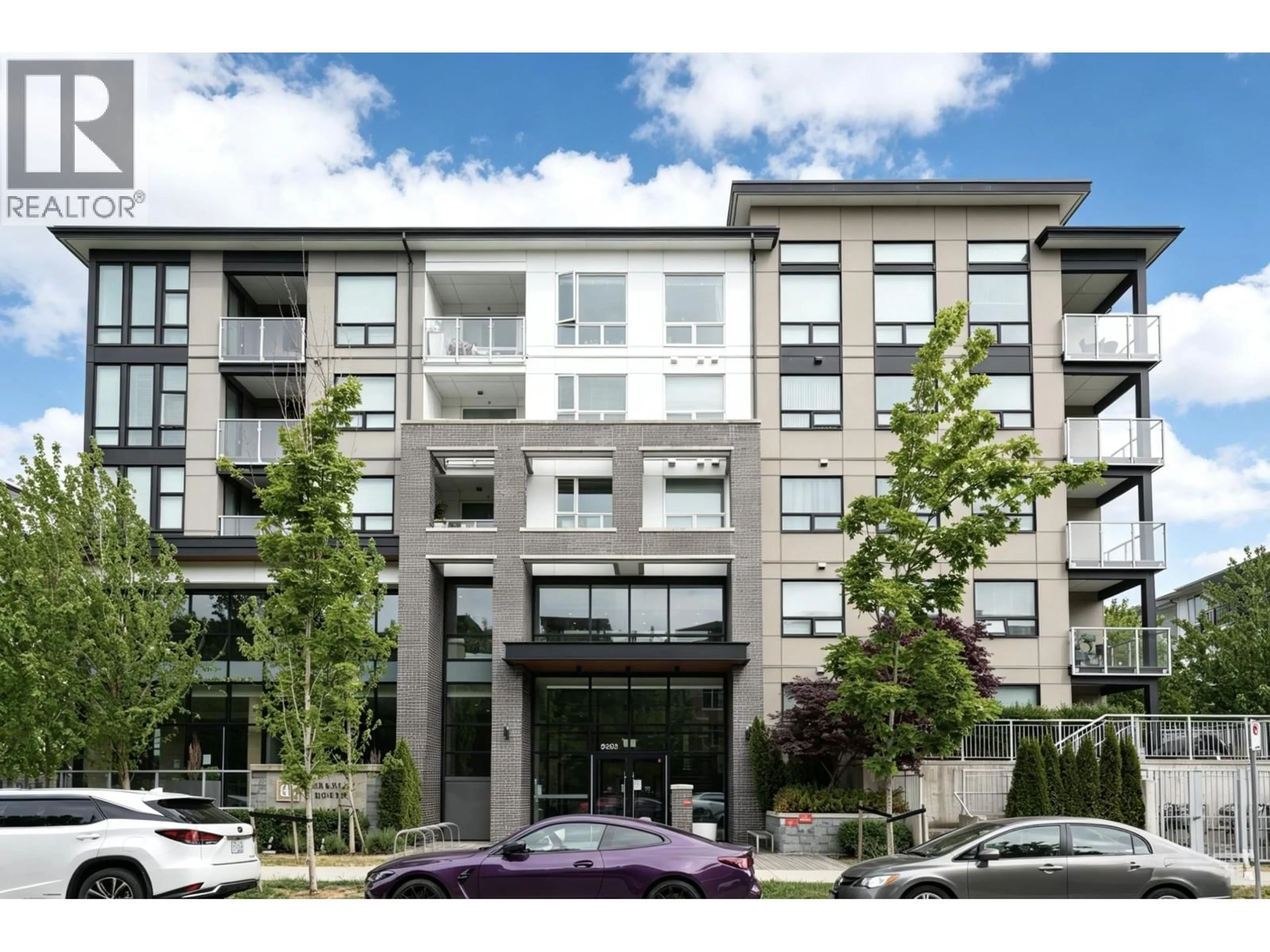 Patio, unknown for 107 - 9233 ODLIN ROAD, Richmond British Columbia V6X0V4