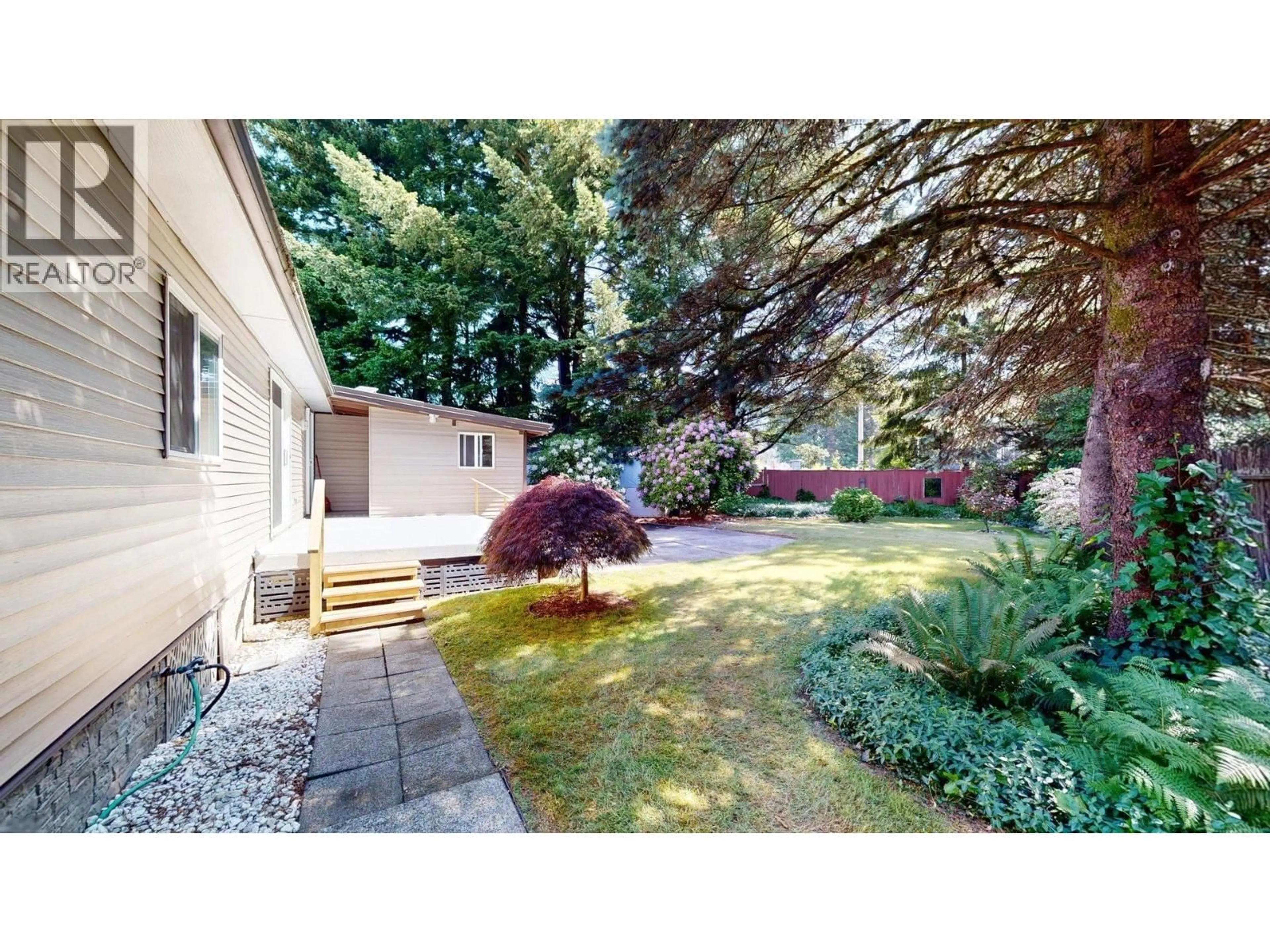 Patio, street for 91 - 1830 MAMQUAM ROAD, Squamish British Columbia V0N1T0