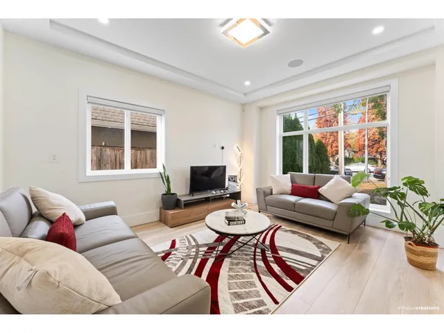 11088 84 AVENUE, Delta 4