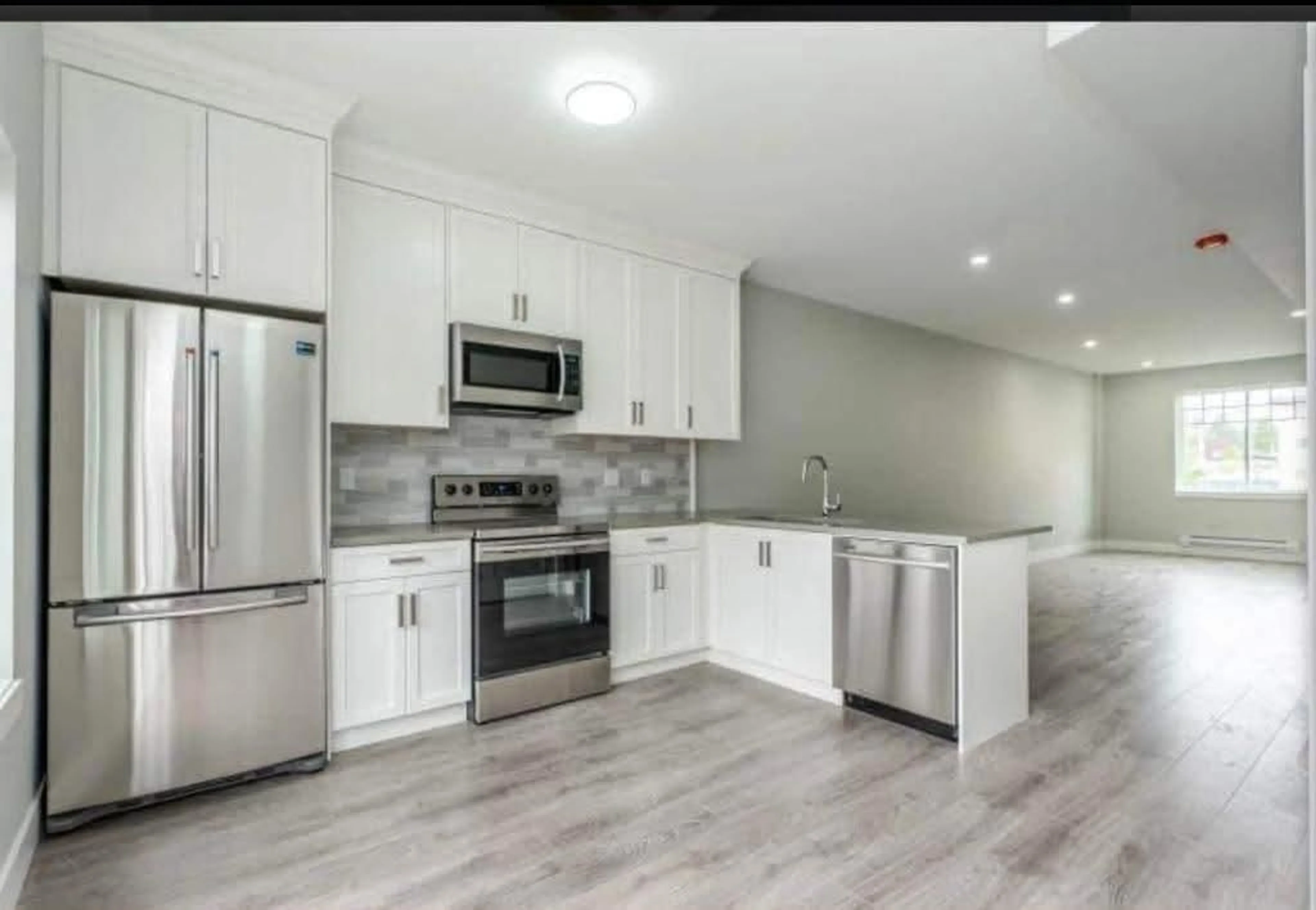 Open concept kitchen, unknown for 14 - 2530 JANZEN STREET, Abbotsford British Columbia V2T2R8