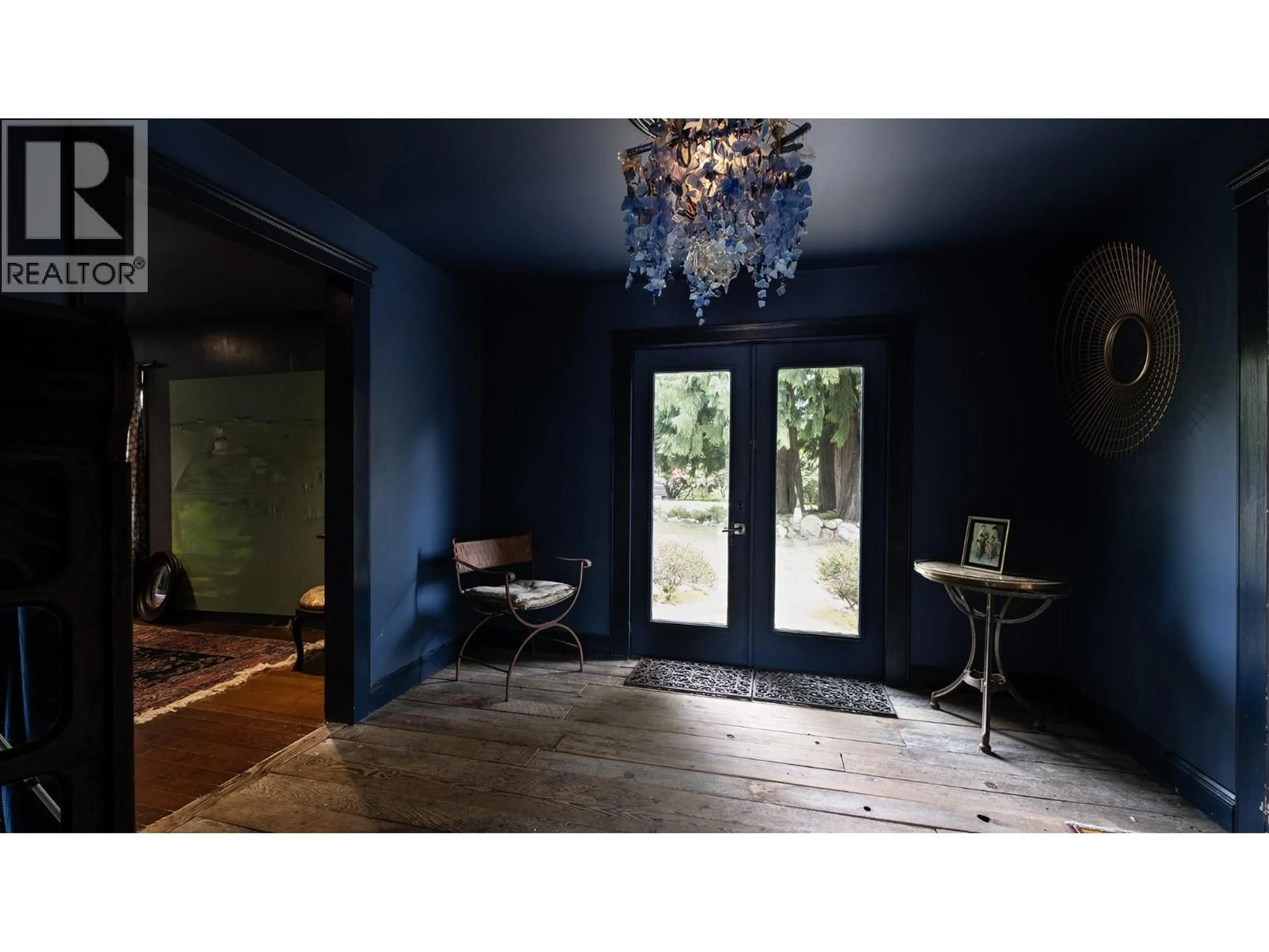 Indoor entryway for 577 PRATT ROAD, Gibsons British Columbia V0N1V4
