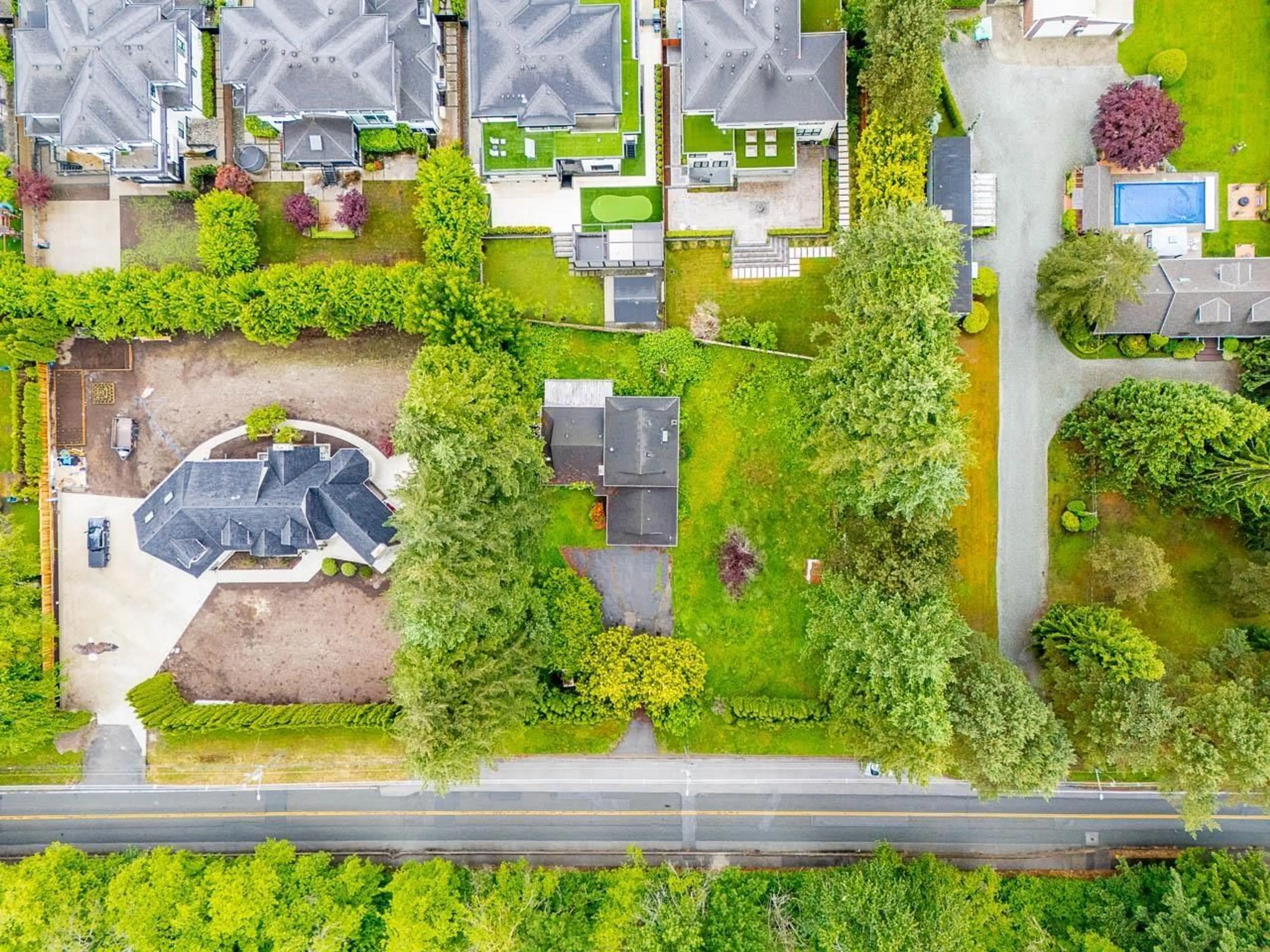 A pic from outside/outdoor area/front of a property/back of a property/a pic from drone, street for 14338 32 AVENUE, Surrey British Columbia V4P2J5