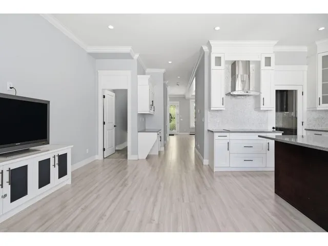 6035 138A STREET, Surrey 4