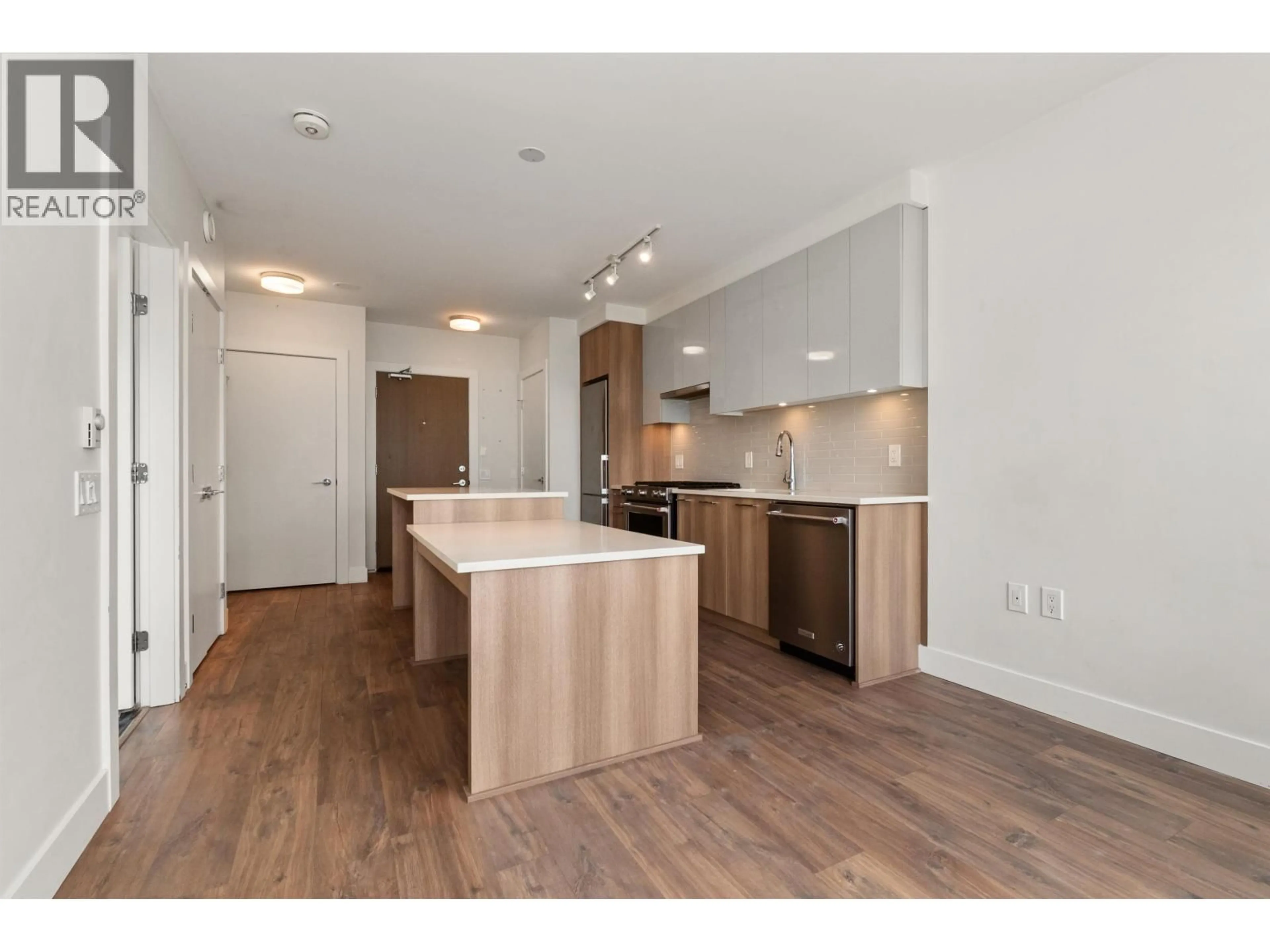 Open concept kitchen, wood/laminate floor for 258 - 1205 NELSON'S COURT, New Westminster British Columbia V3L0J9