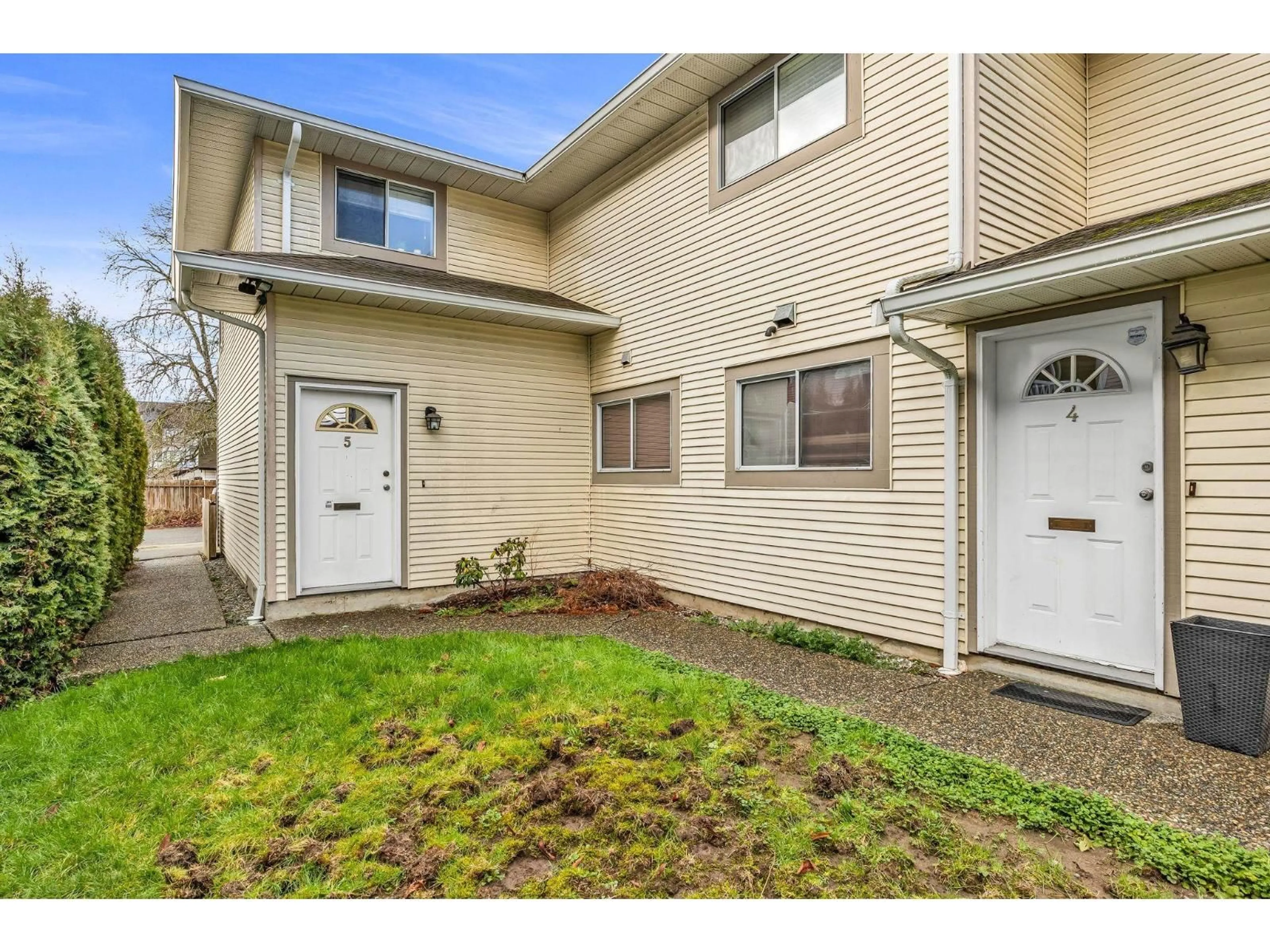 Unknown for 4 - 19690 56 AVENUE, Langley British Columbia V3A3X6