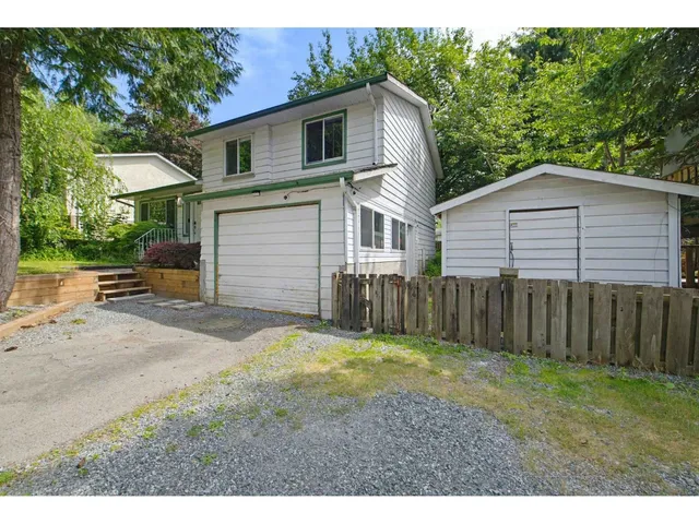 18298 63A AVENUE, Surrey 2
