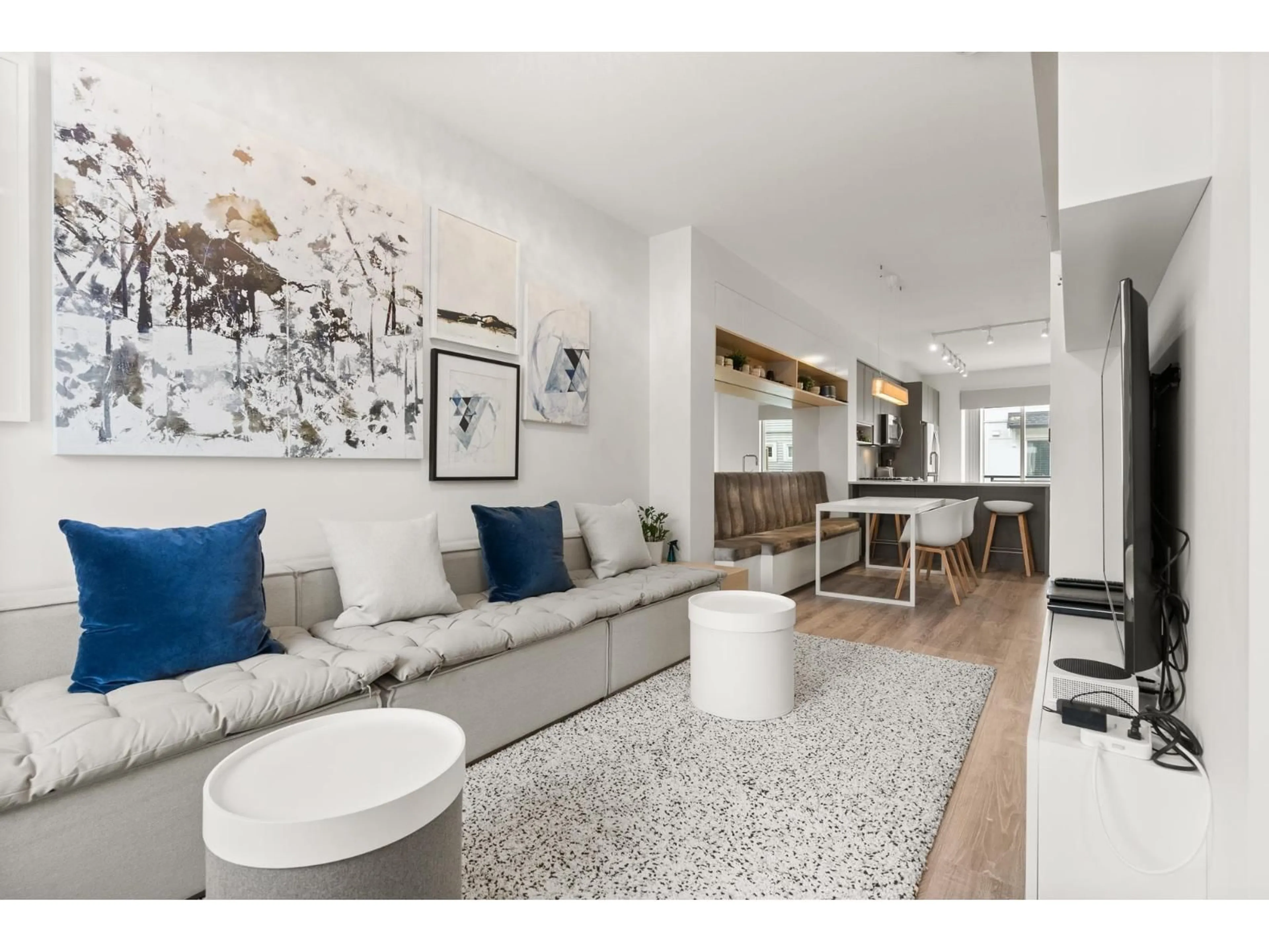 Living room with furniture, unknown for 63 - 9718 161A STREET, Surrey British Columbia V4N6S7
