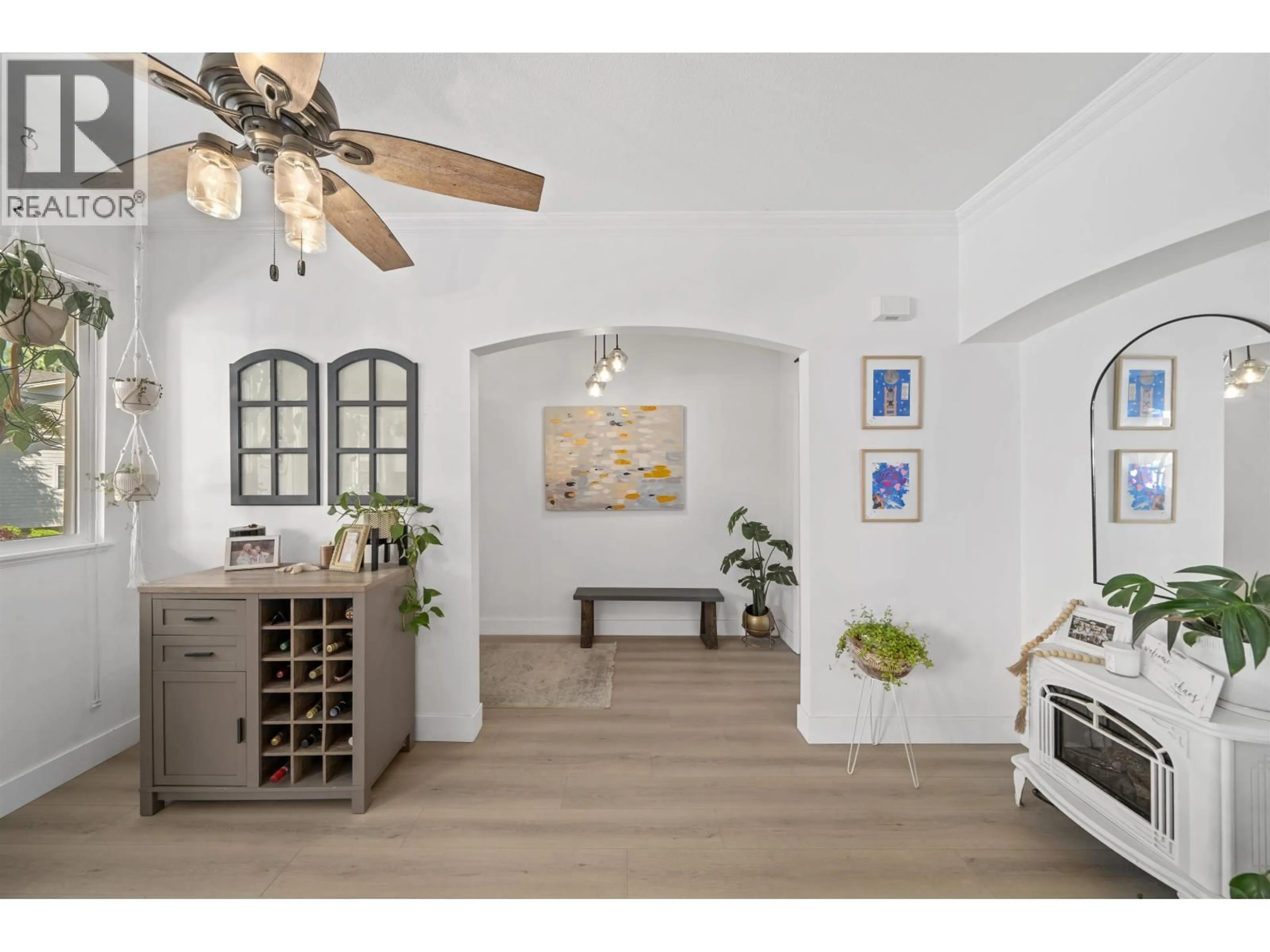 Indoor entryway for 20 - 11720 COTTONWOOD DRIVE, Maple Ridge British Columbia V2X0G7