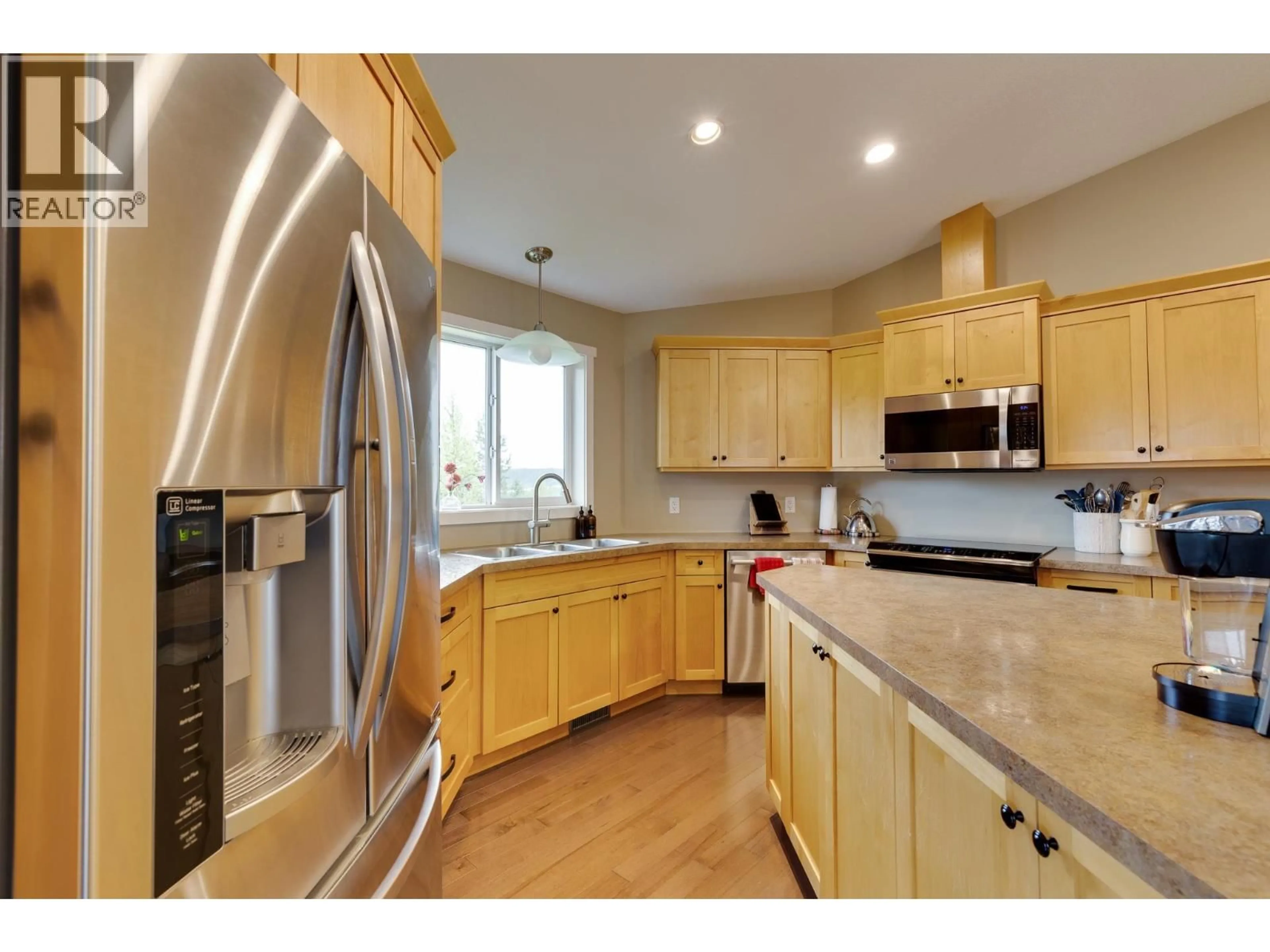 Open concept kitchen, unknown for 7556 HOUGH PLACE, Prince George British Columbia V2N0A5