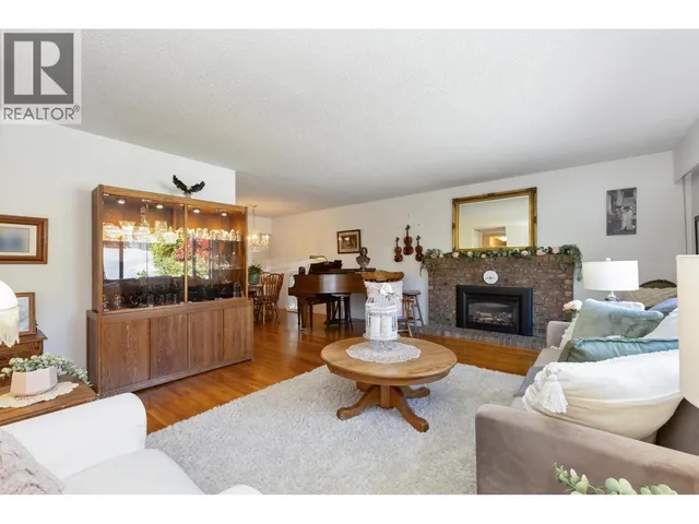 160 HARVARD DRIVE, Port Moody 5