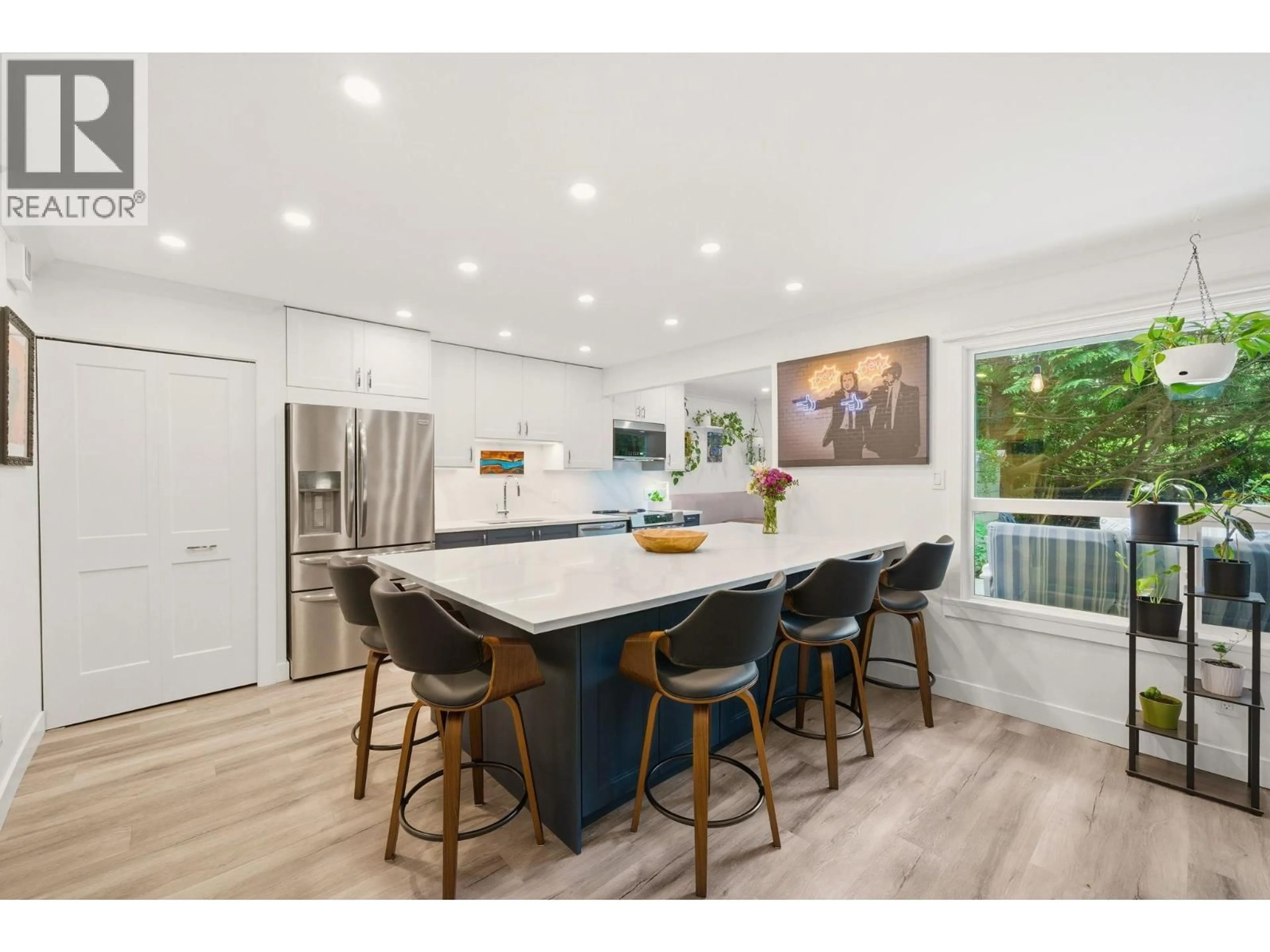 Open concept kitchen, unknown for 4 - 9151 FOREST GROVE DRIVE, Burnaby British Columbia V5A3Z5