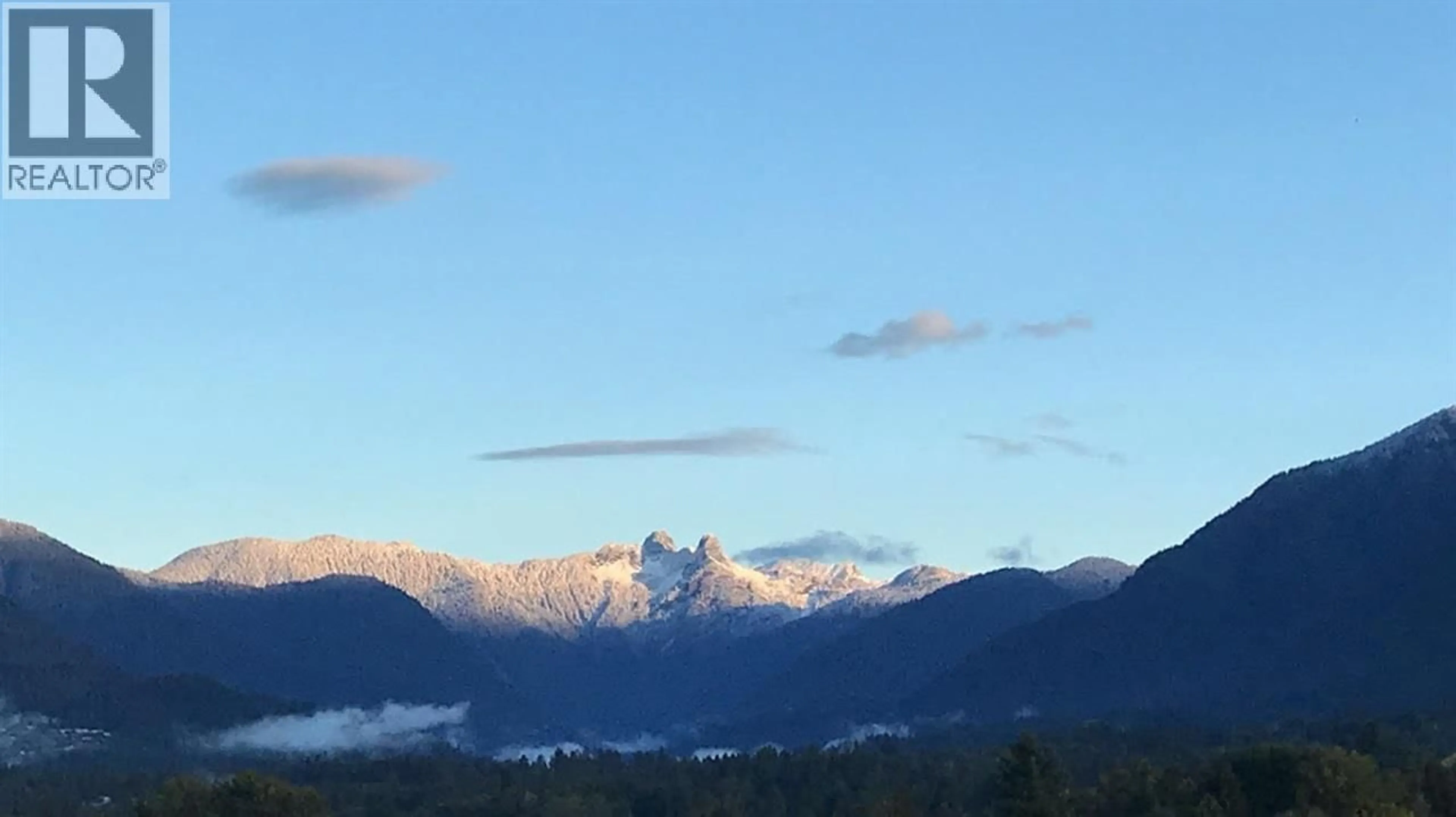 Blurry image for 608 - 150 15TH STREET, North Vancouver British Columbia V7M0C4