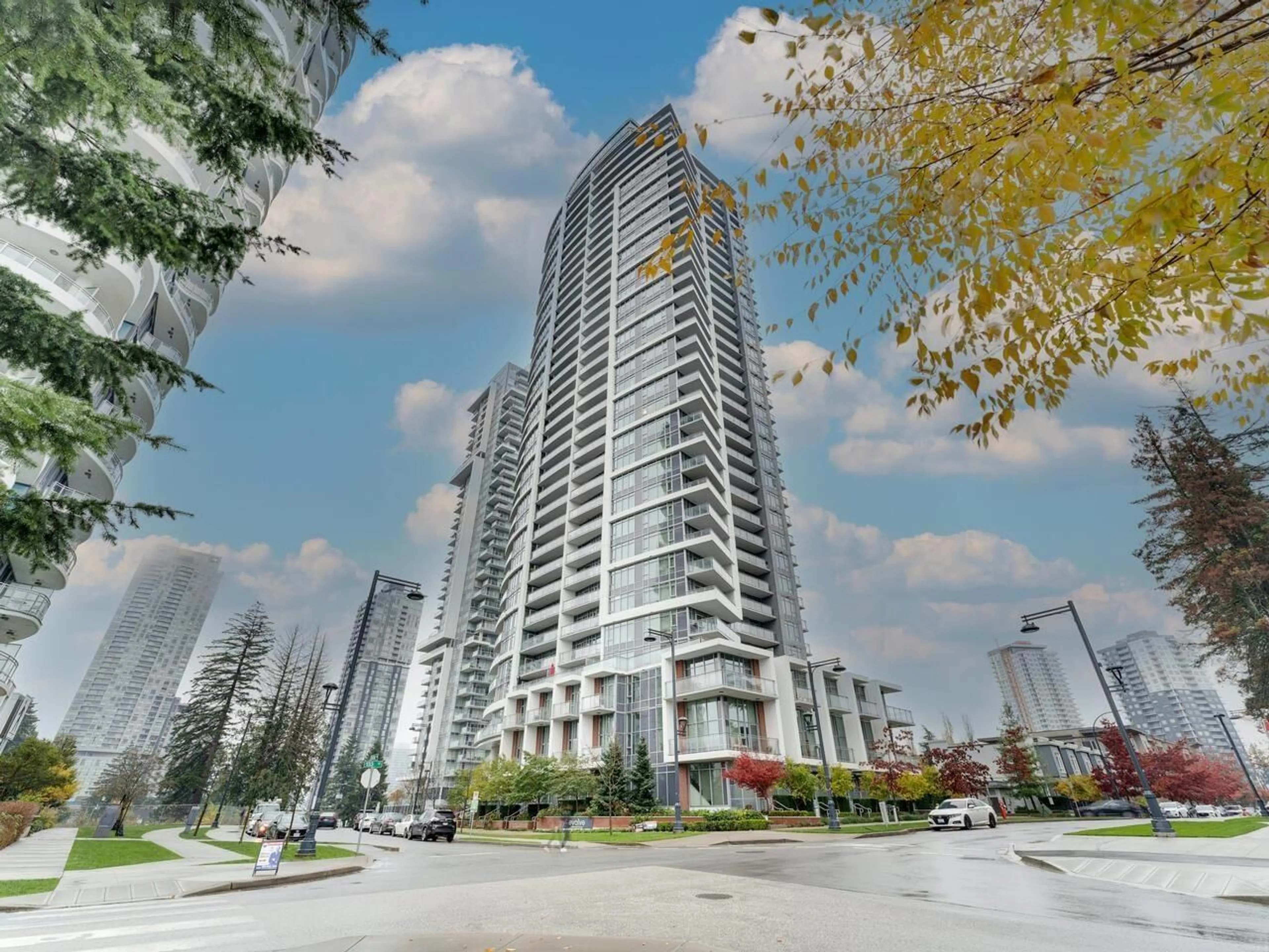 Unknown for 2311 - 13308 CENTRAL AVENUE, Surrey British Columbia V3T0M4