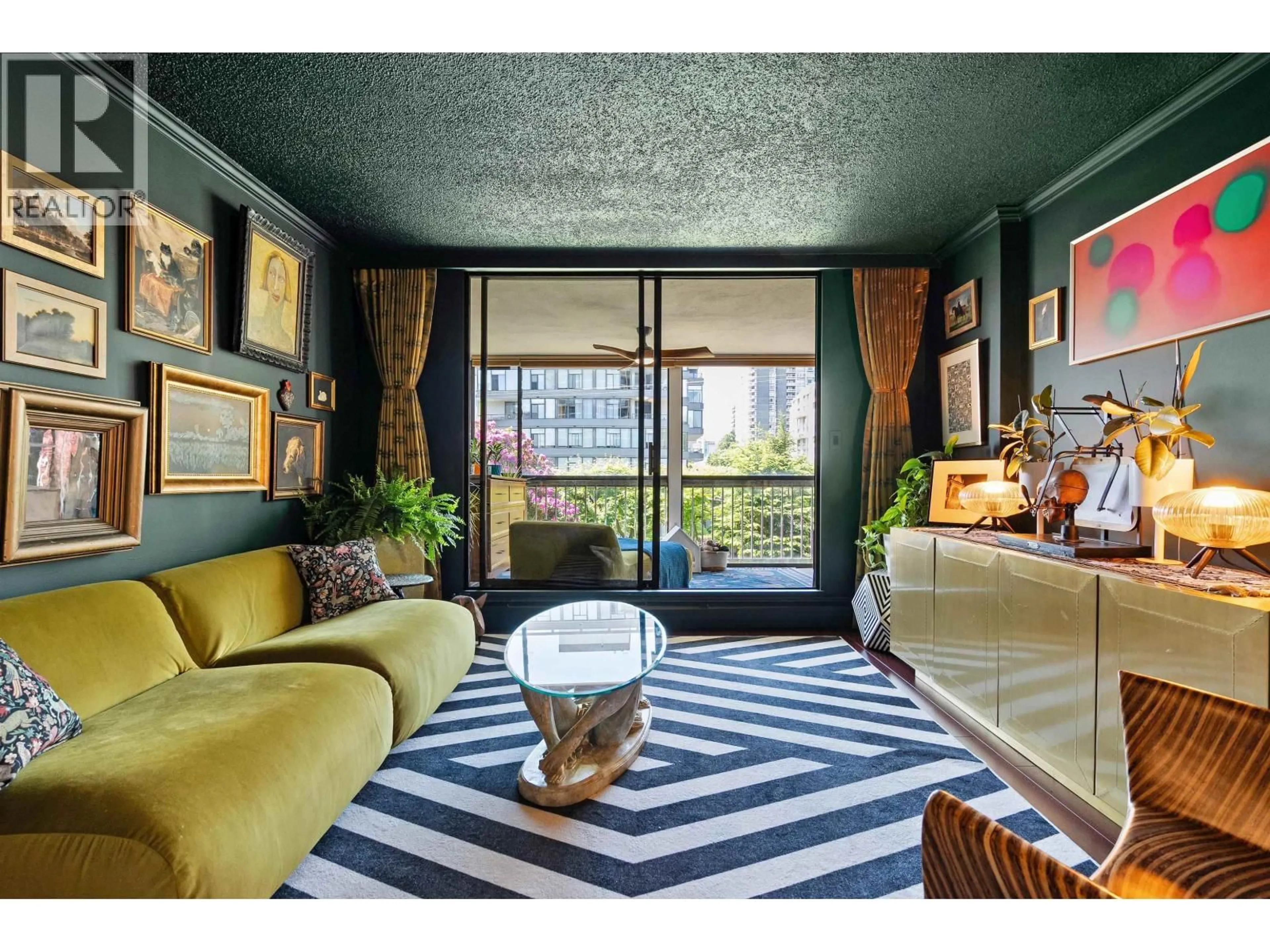 Unknown for 203 - 1390 DUCHESS AVENUE, West Vancouver British Columbia V7T1H6