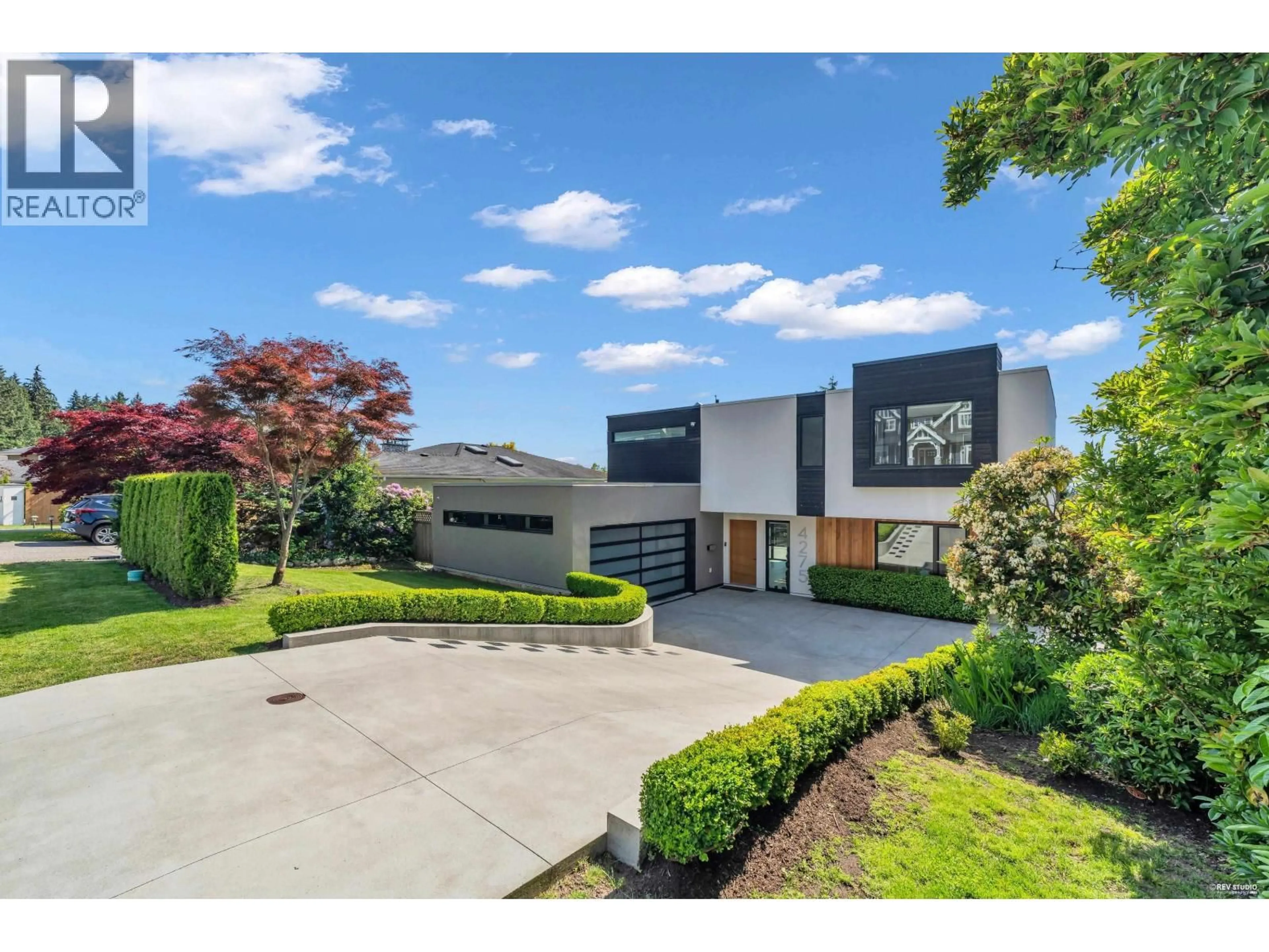Unknown for 4275 CHELSEA CRESCENT, North Vancouver British Columbia V7R3J4