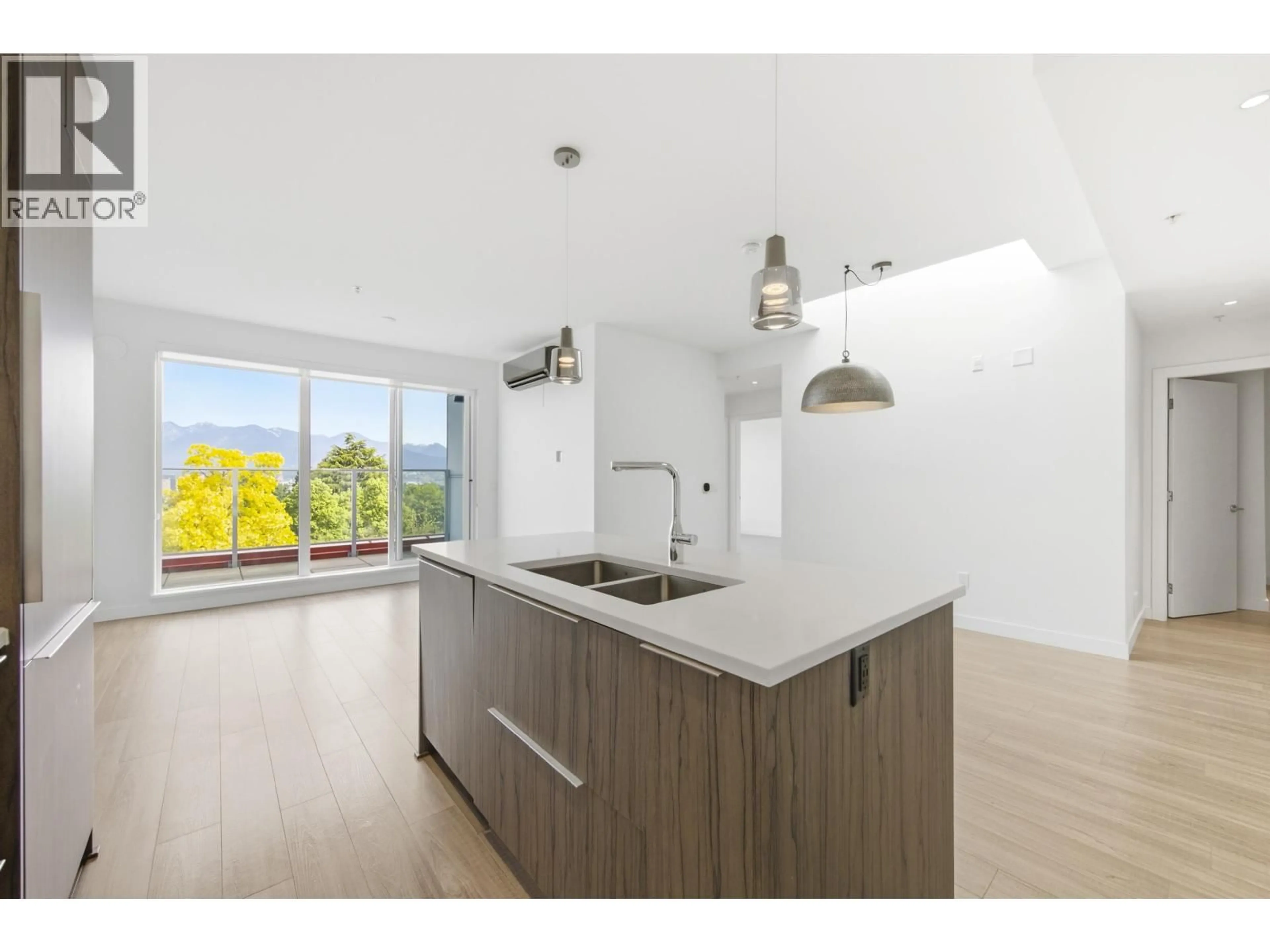 Unknown for 501 - 379 BROADWAY, Vancouver British Columbia V5T1W6