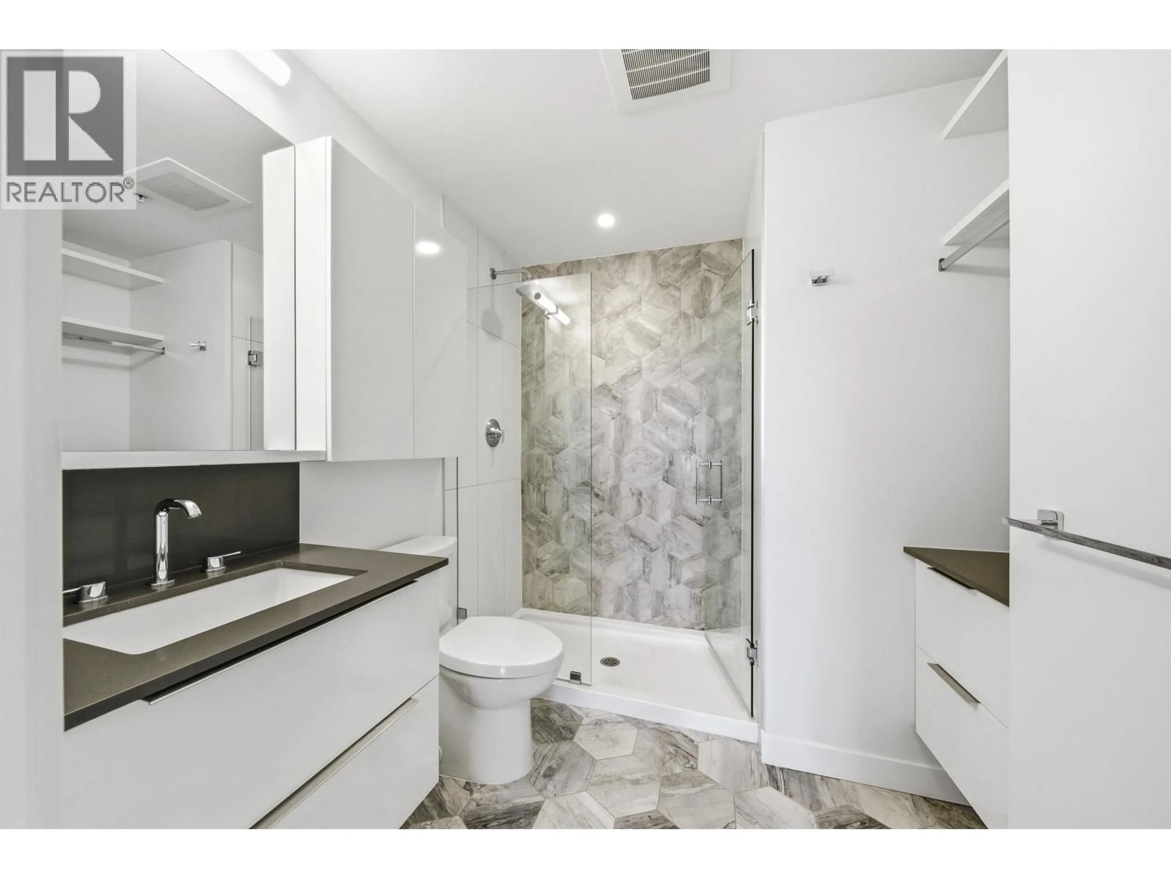 Unknown for 501 - 379 BROADWAY, Vancouver British Columbia V5T1W6