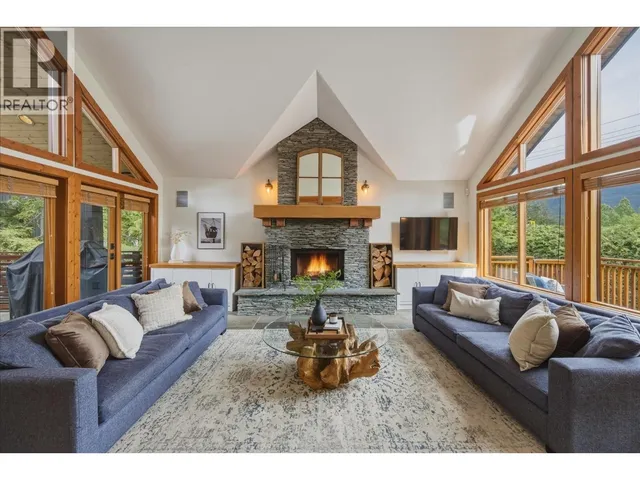6260 BISHOP WAY, Whistler 5