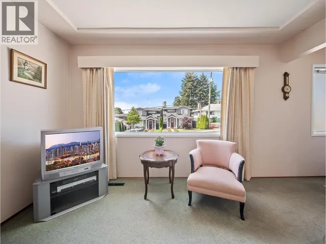7766 DAVIES STREET, Burnaby 5