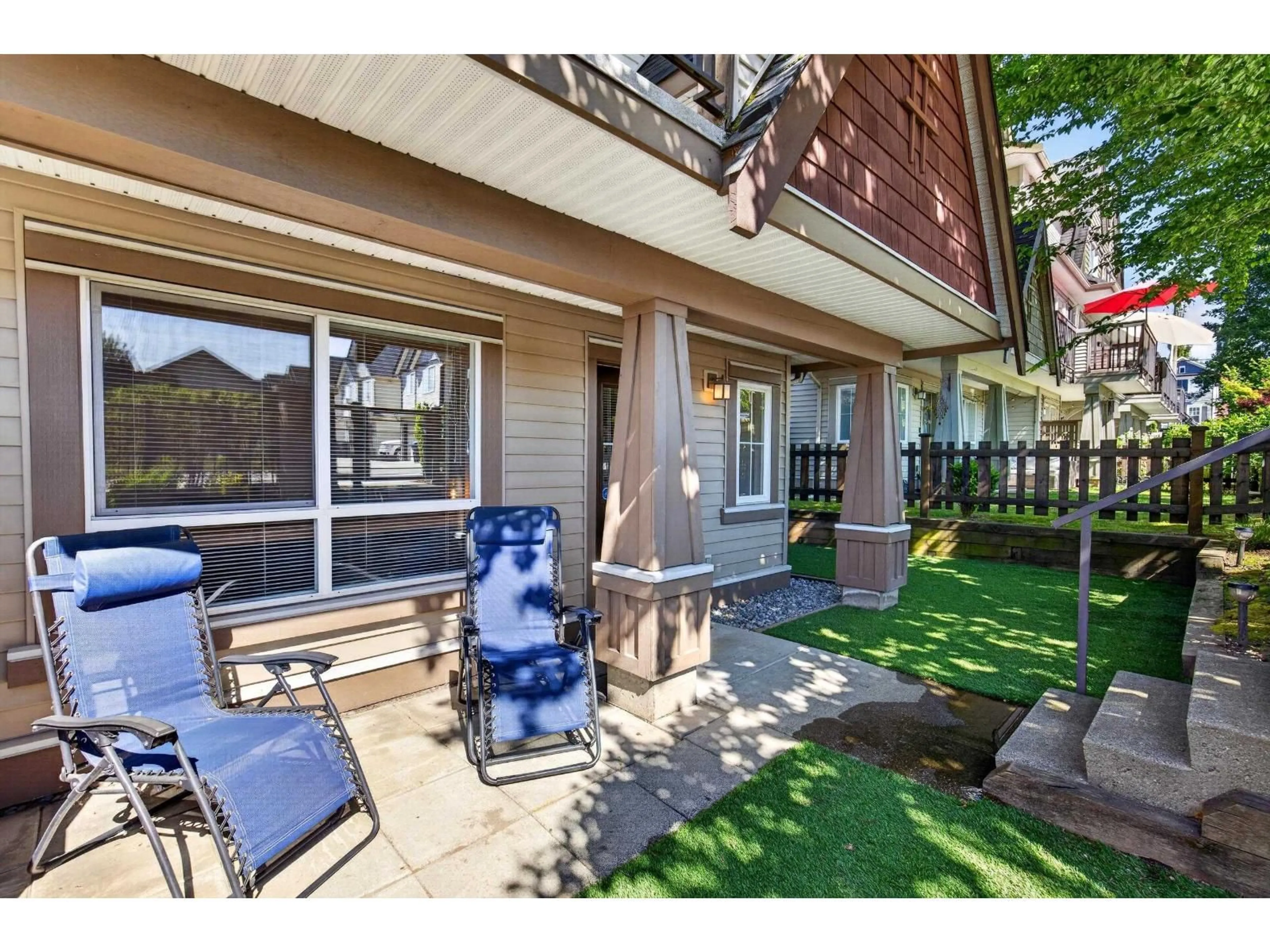 Patio, street for 7 - 7155 189 STREET, Surrey British Columbia V4N5S8