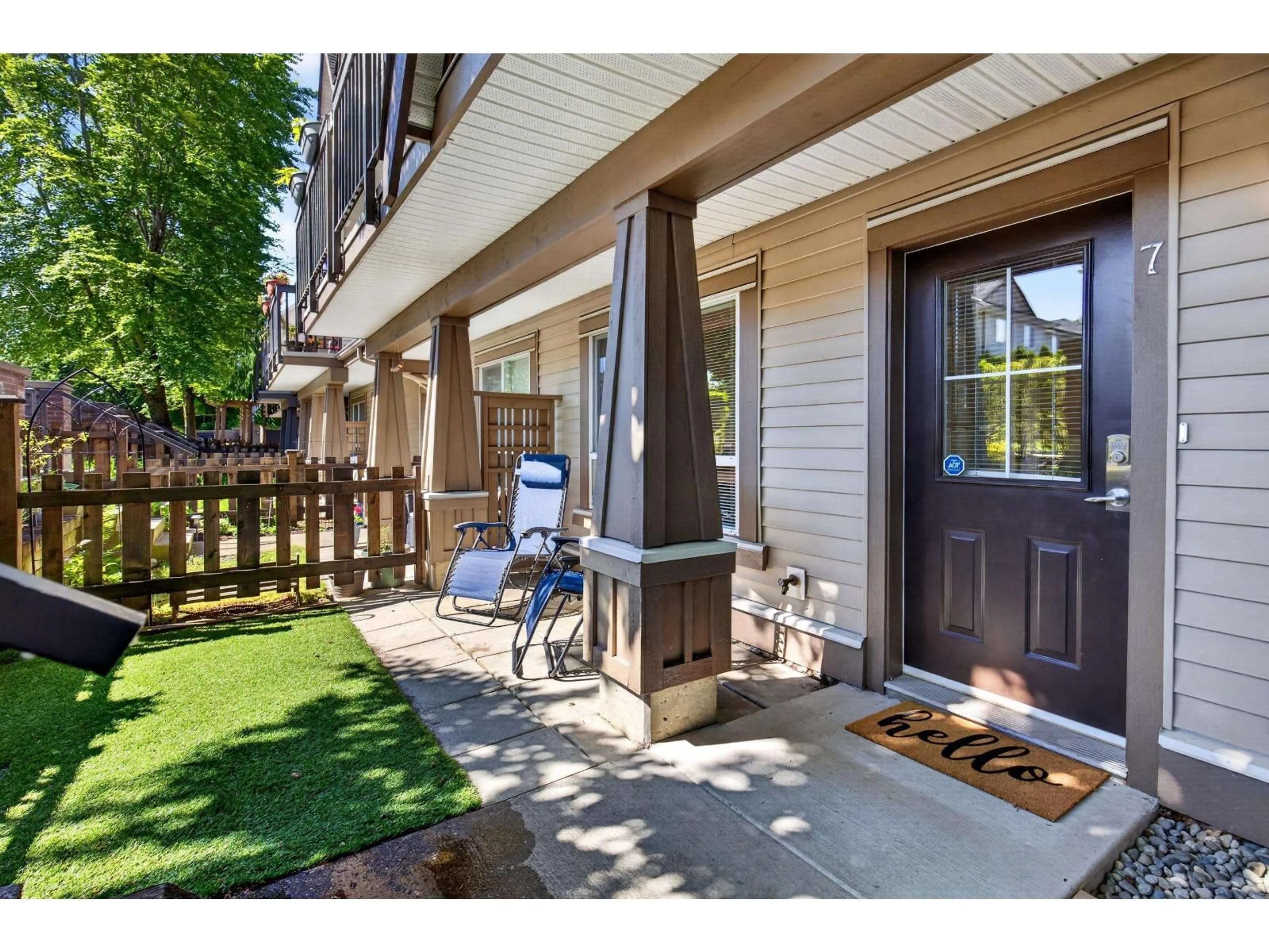 Patio, street for 7 - 7155 189 STREET, Surrey British Columbia V4N5S8