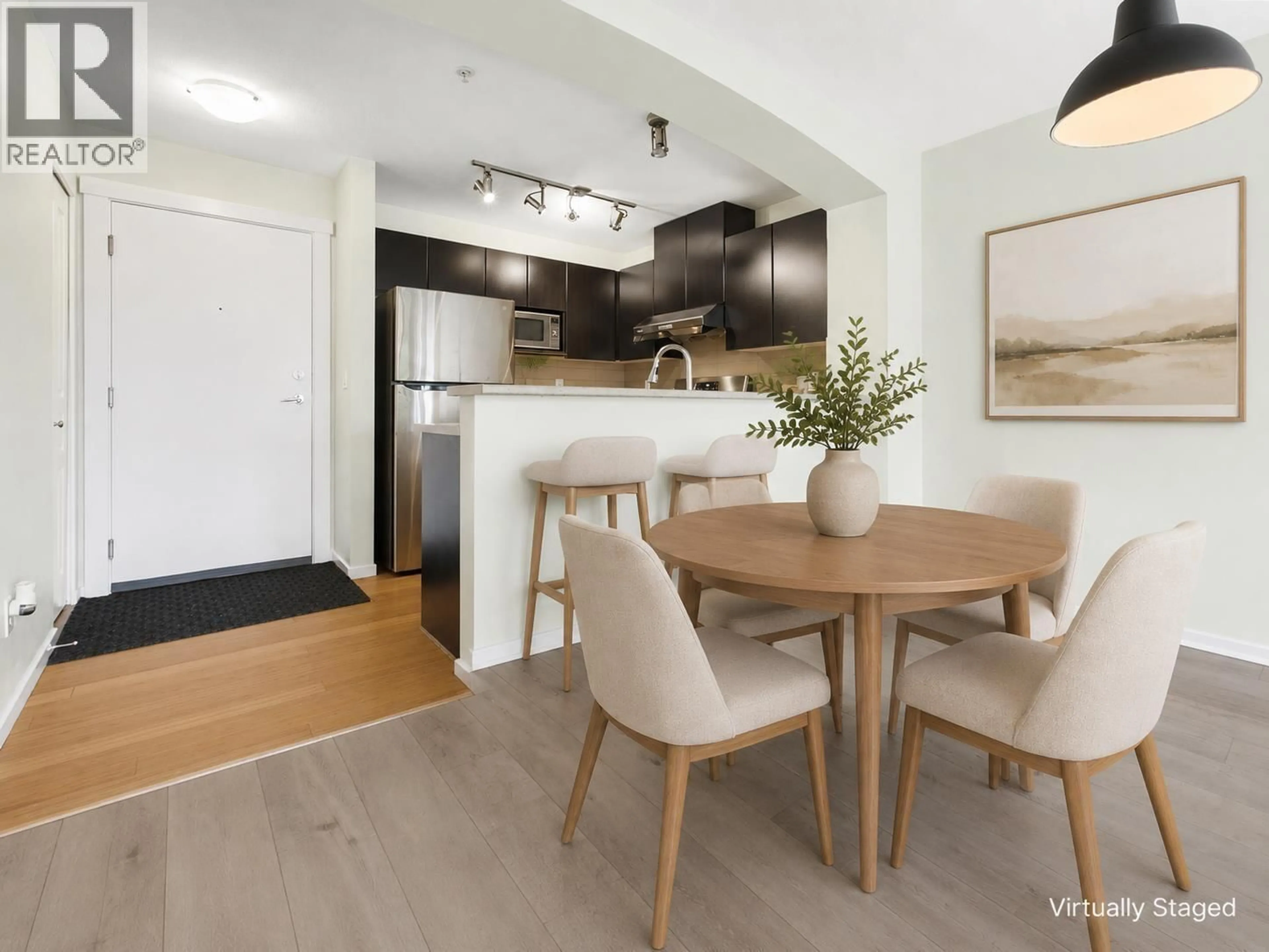 Unknown for 401 - 9319 UNIVERSITY CRESCENT, Burnaby British Columbia V5A4Y5
