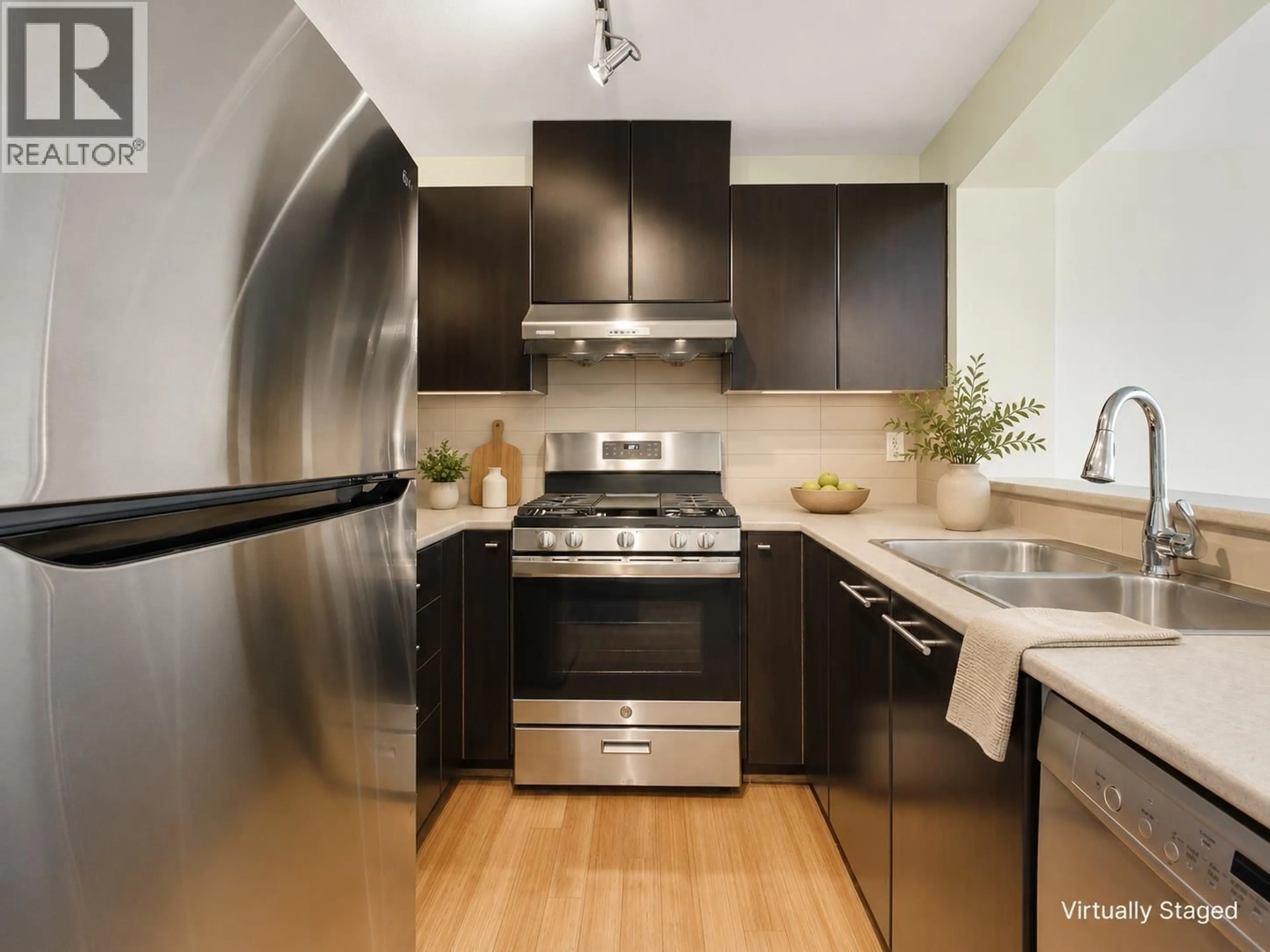 Unknown for 401 - 9319 UNIVERSITY CRESCENT, Burnaby British Columbia V5A4Y5