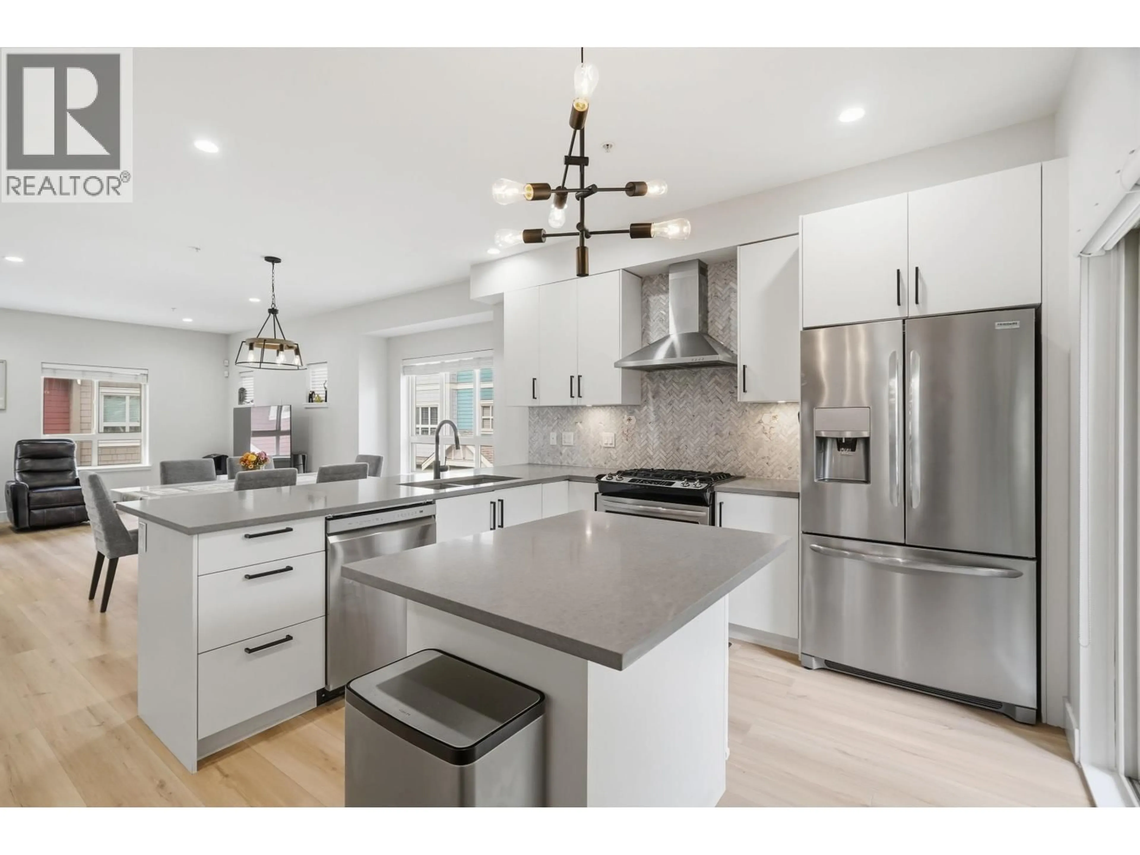 Open concept kitchen, unknown for 20 - 843 EWEN AVENUE, New Westminster British Columbia V3M0K6