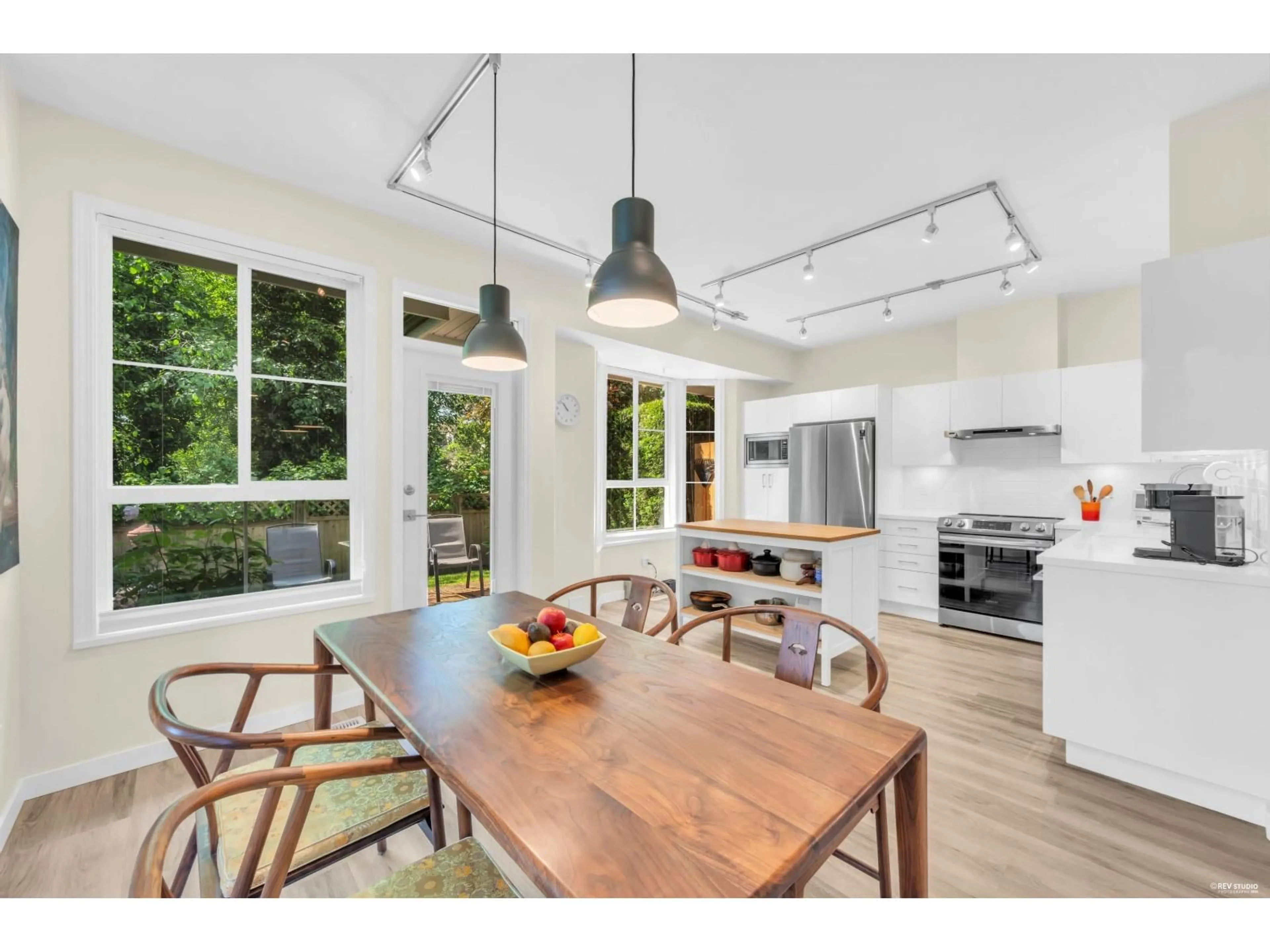 Open concept kitchen, unknown for 18 - 6950 120 STREET, Surrey British Columbia V3W3M7