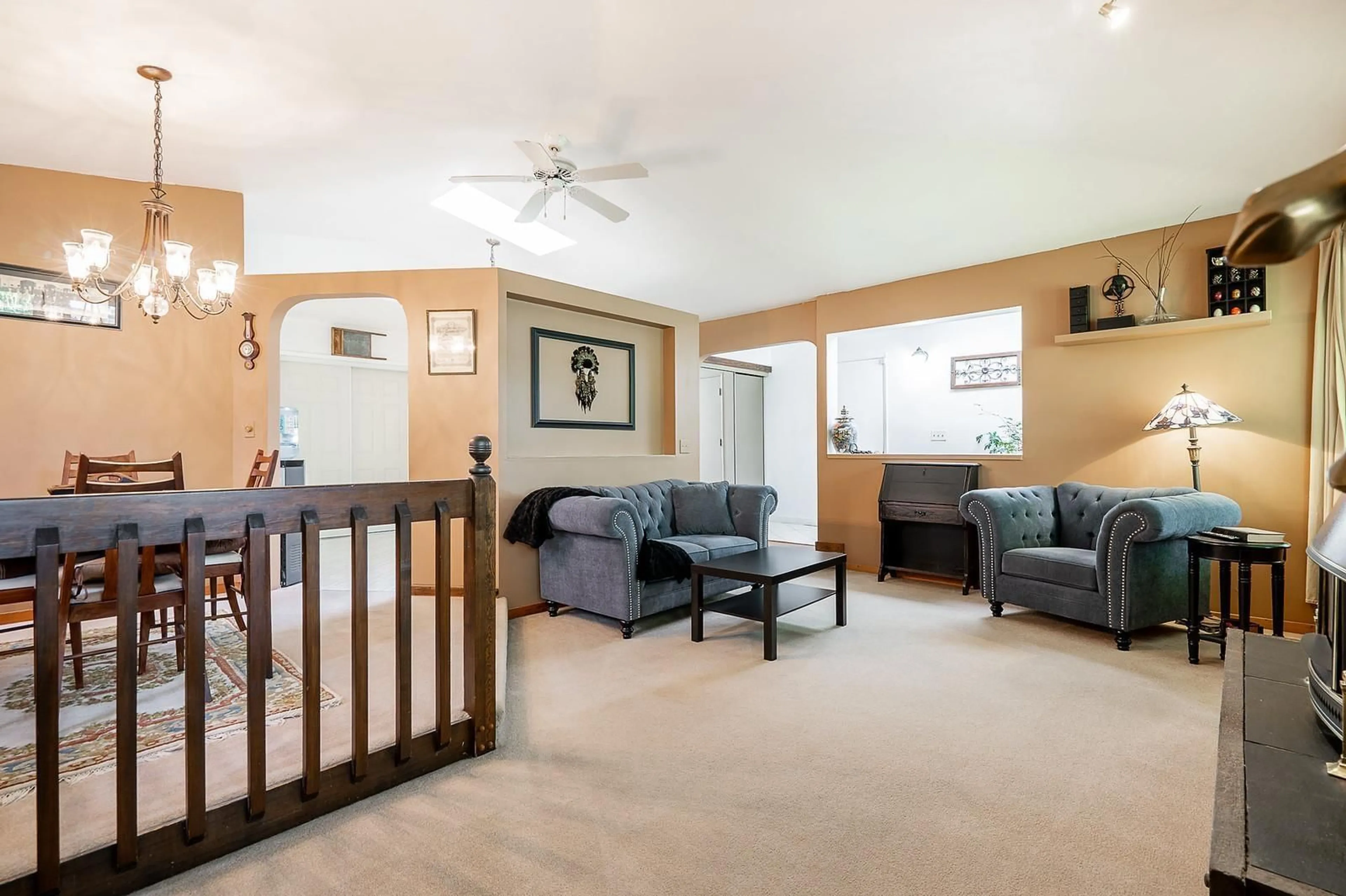 Living room with furniture, unknown for 9120 145A STREET, Surrey British Columbia V3R7L7