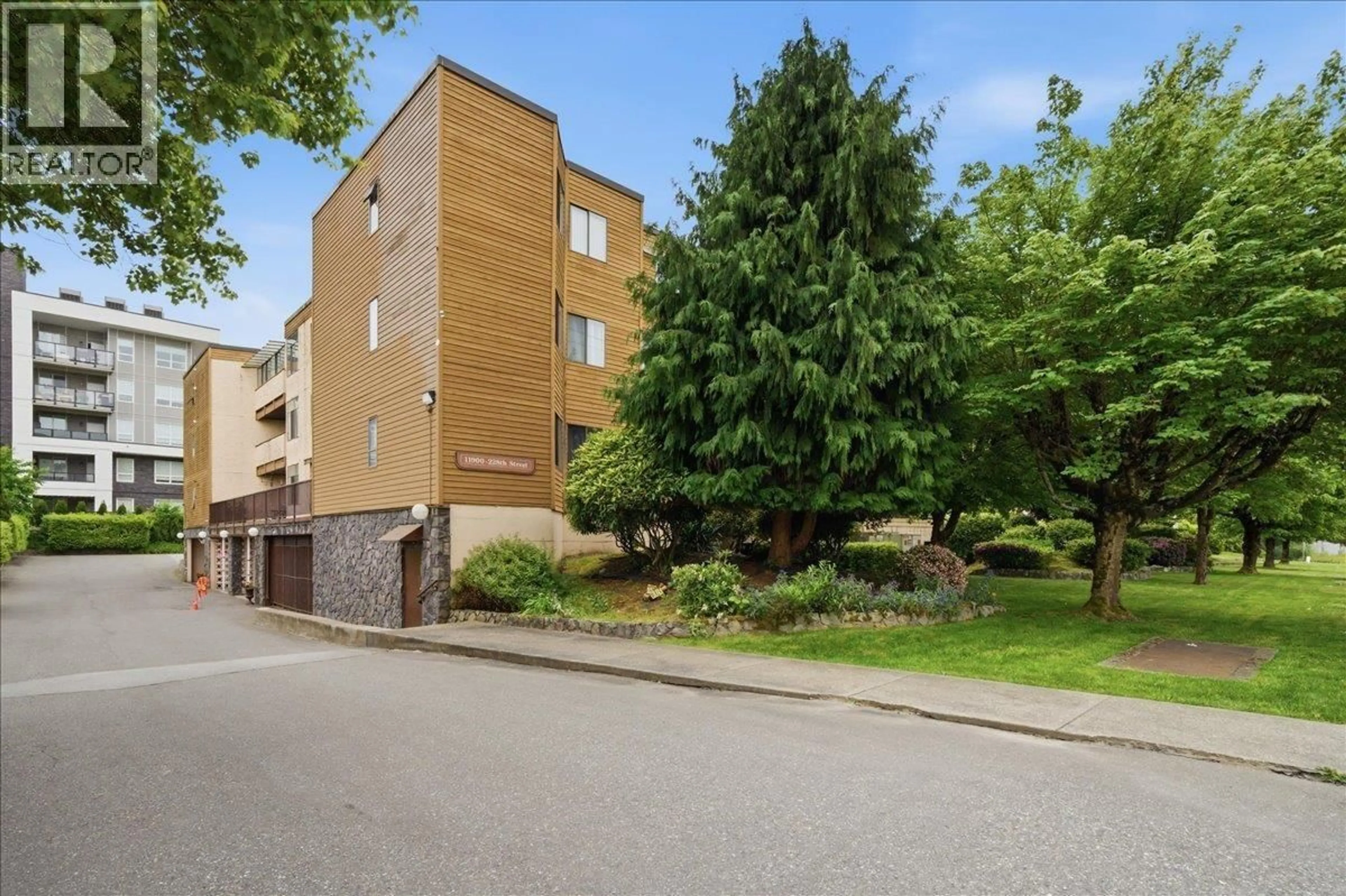 Unknown for 24 - 11900 228 STREET, Maple Ridge British Columbia V2X6L9