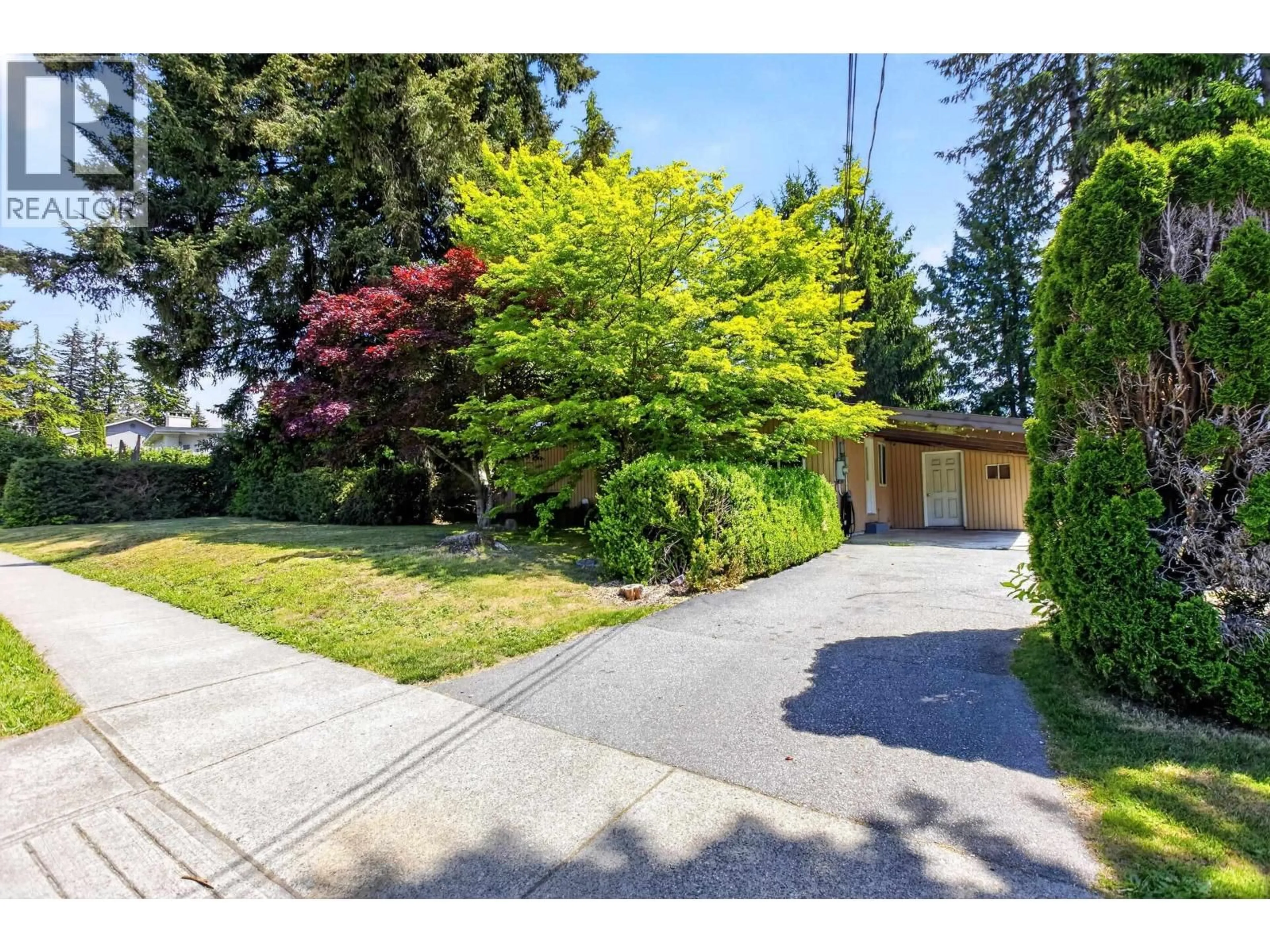 Unknown for 655 MACINTOSH STREET, Coquitlam British Columbia V3J4Y4