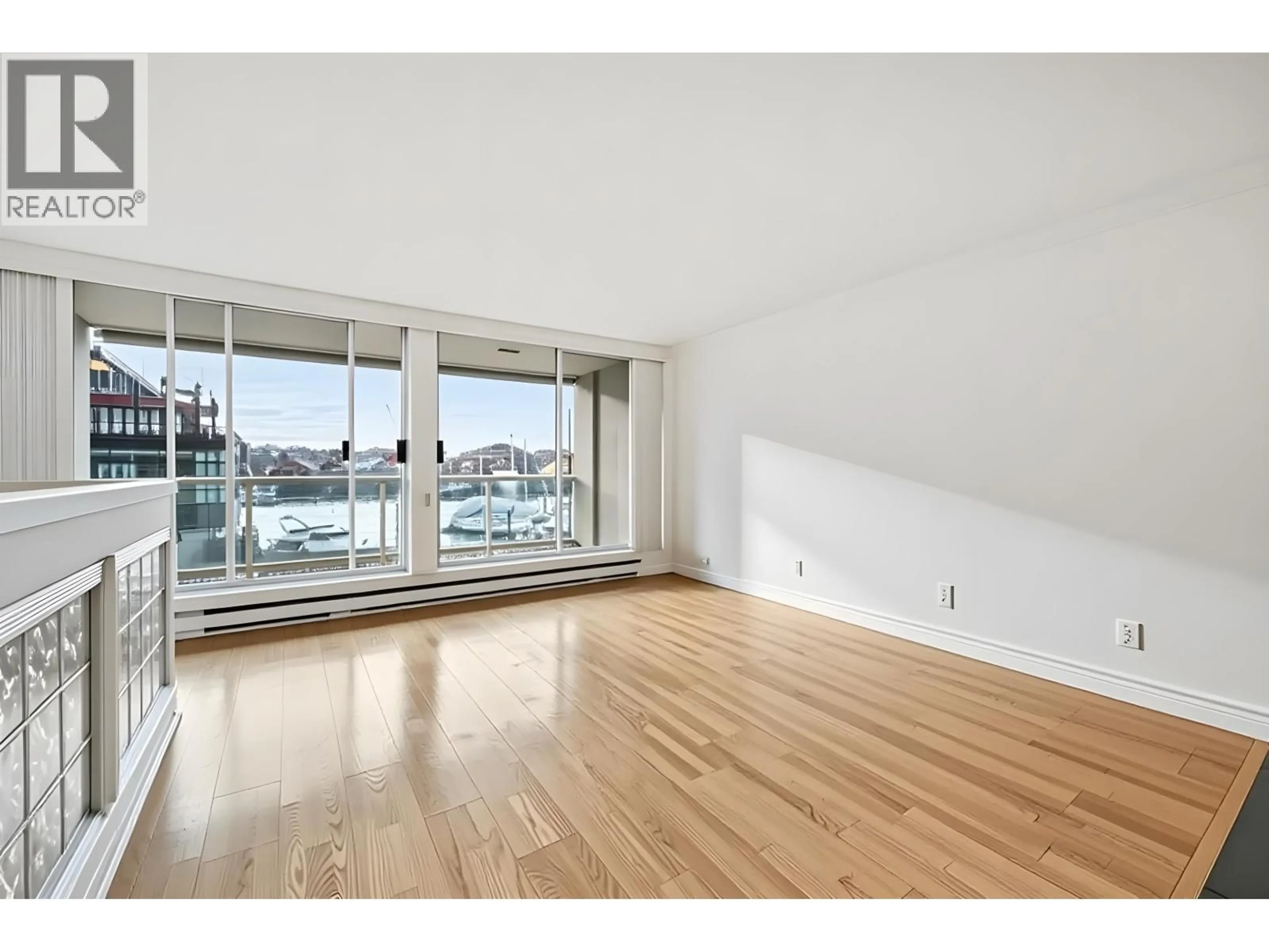 Unknown for 205 - 1600 HOWE STREET, Vancouver British Columbia V6Z2L9