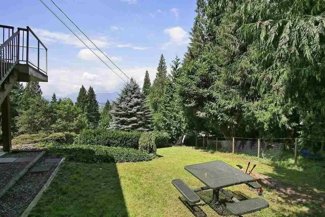 7341 MARBLE HILL ROAD, Chilliwack 3
