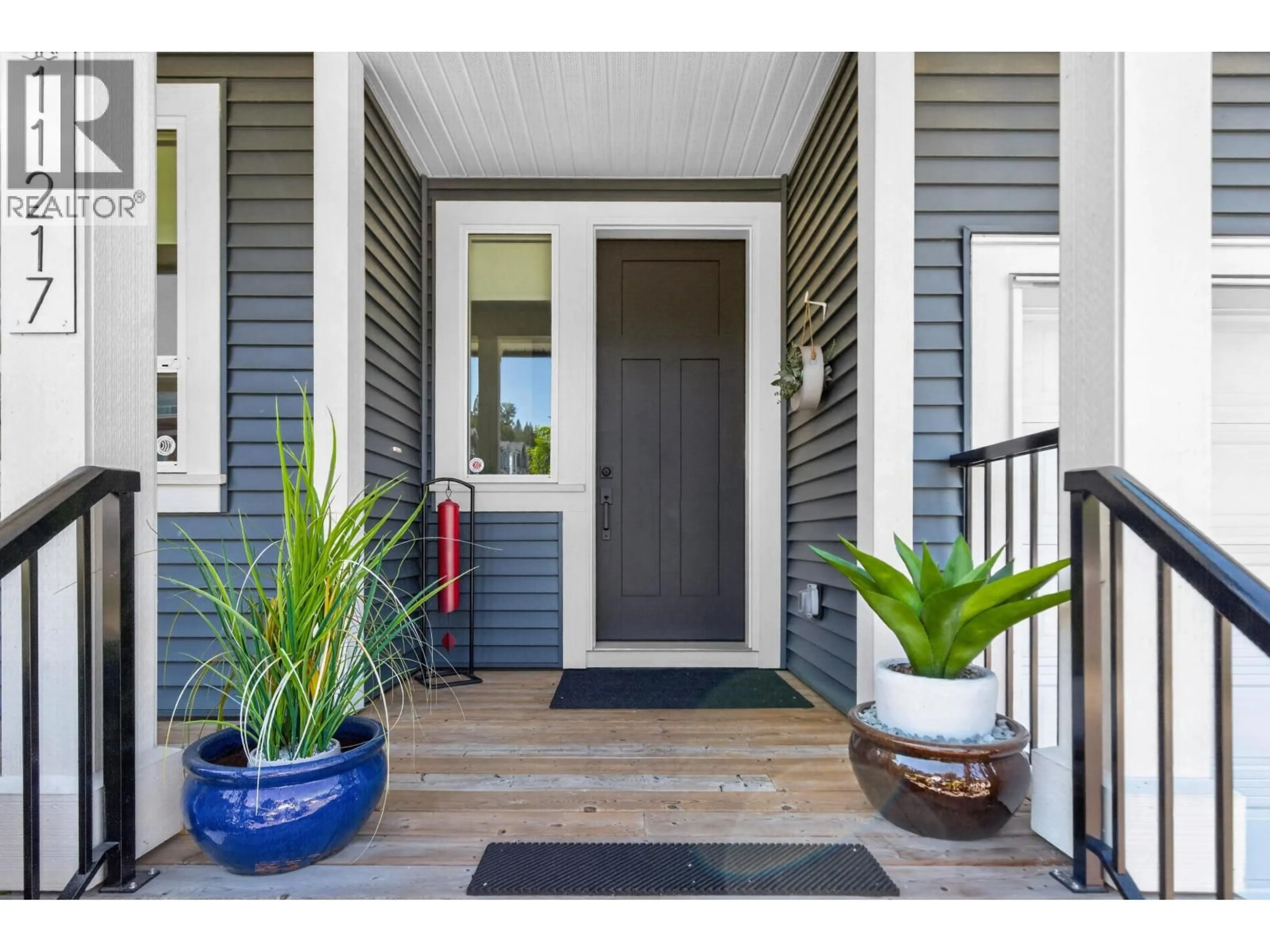 Indoor entryway for 11217 250B STREET, Maple Ridge British Columbia V2W0K6