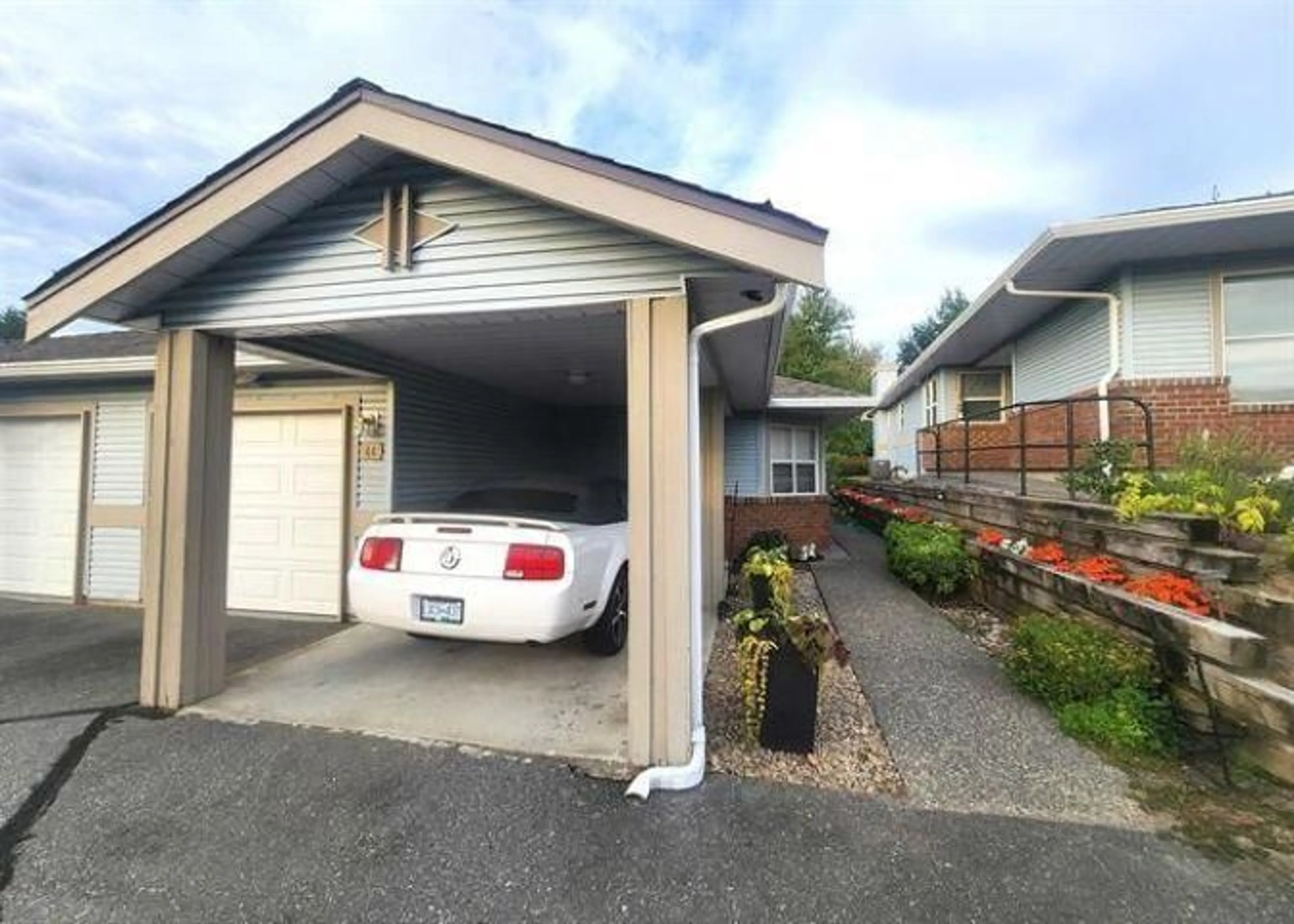 Unknown for 44 - 8889 212 STREET, Langley British Columbia V1M2E8